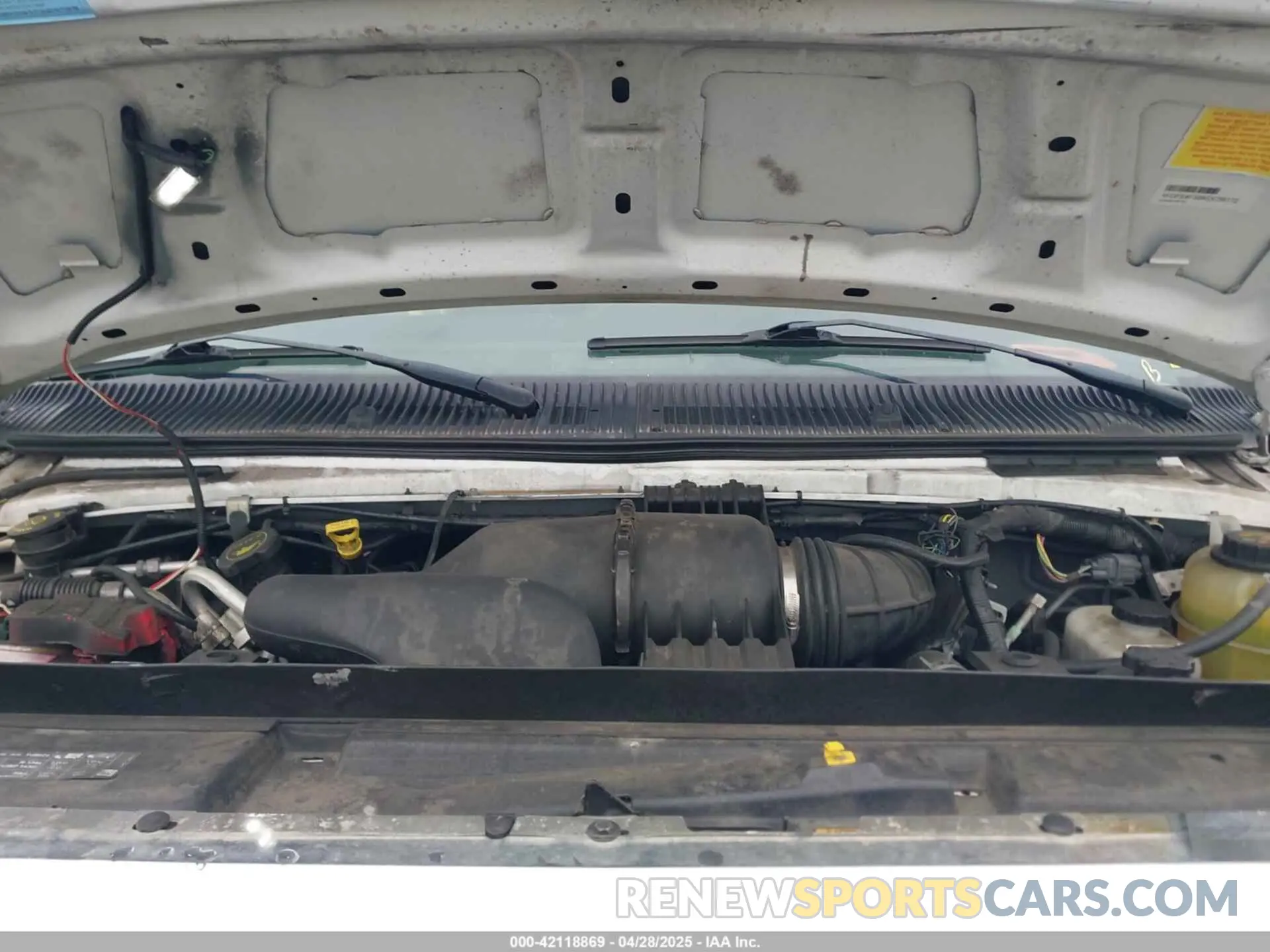 9 fotografías del automóvil dañado 1FDFE4FS9KDC56172 FORD E-450 CUTAWAY 2019
