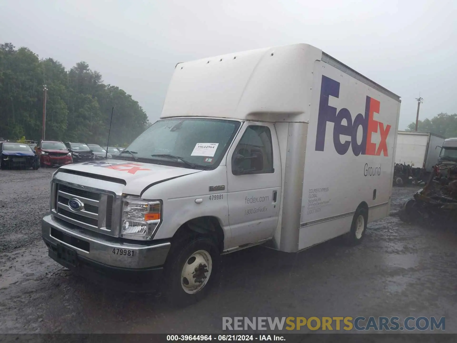 2 fotografías del automóvil dañado 1FDWE4FK7NDC37141 FORD E-450 CUTAWAY 2022