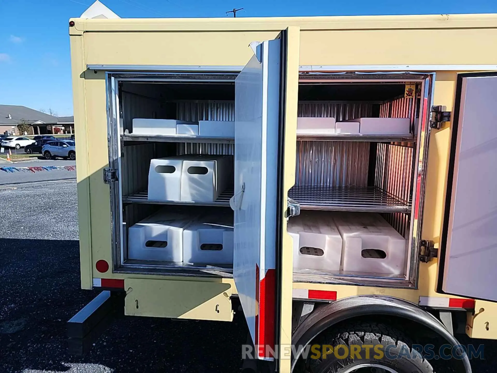 17 fotografías del automóvil dañado 1FDXE4FNXNDC26701 FORD E-450 CUTAWAY 2022