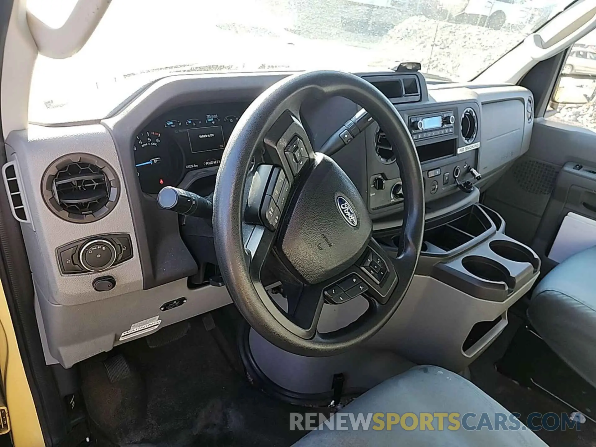 20 fotografías del automóvil dañado 1FDXE4FNXNDC26701 FORD E-450 CUTAWAY 2022