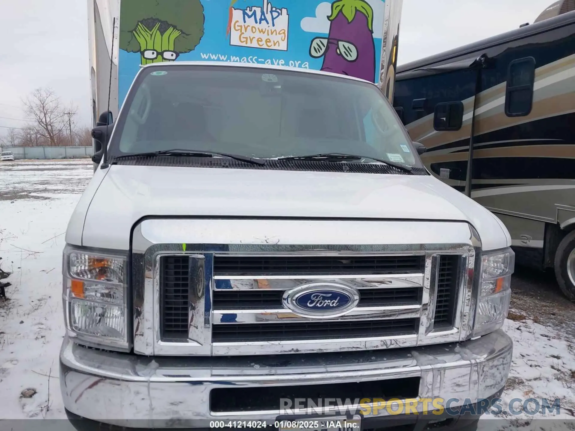 13 fotografías del automóvil dañado 1FDWE4FK1PDD26514 FORD E-450 CUTAWAY 2023
