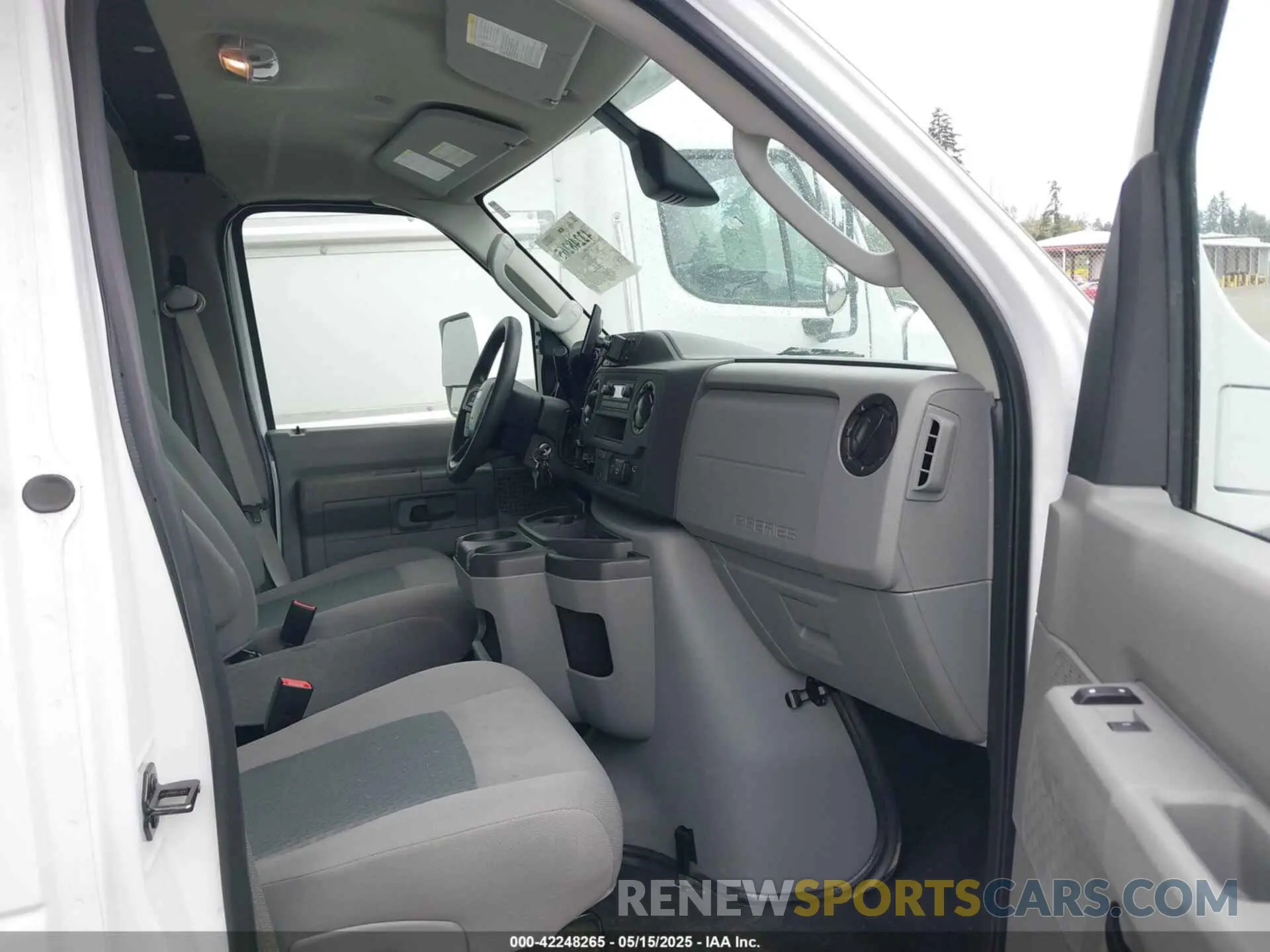 7 fotografías del automóvil dañado 1FDXE4FN4PDD32290 FORD E-450 CUTAWAY 2023