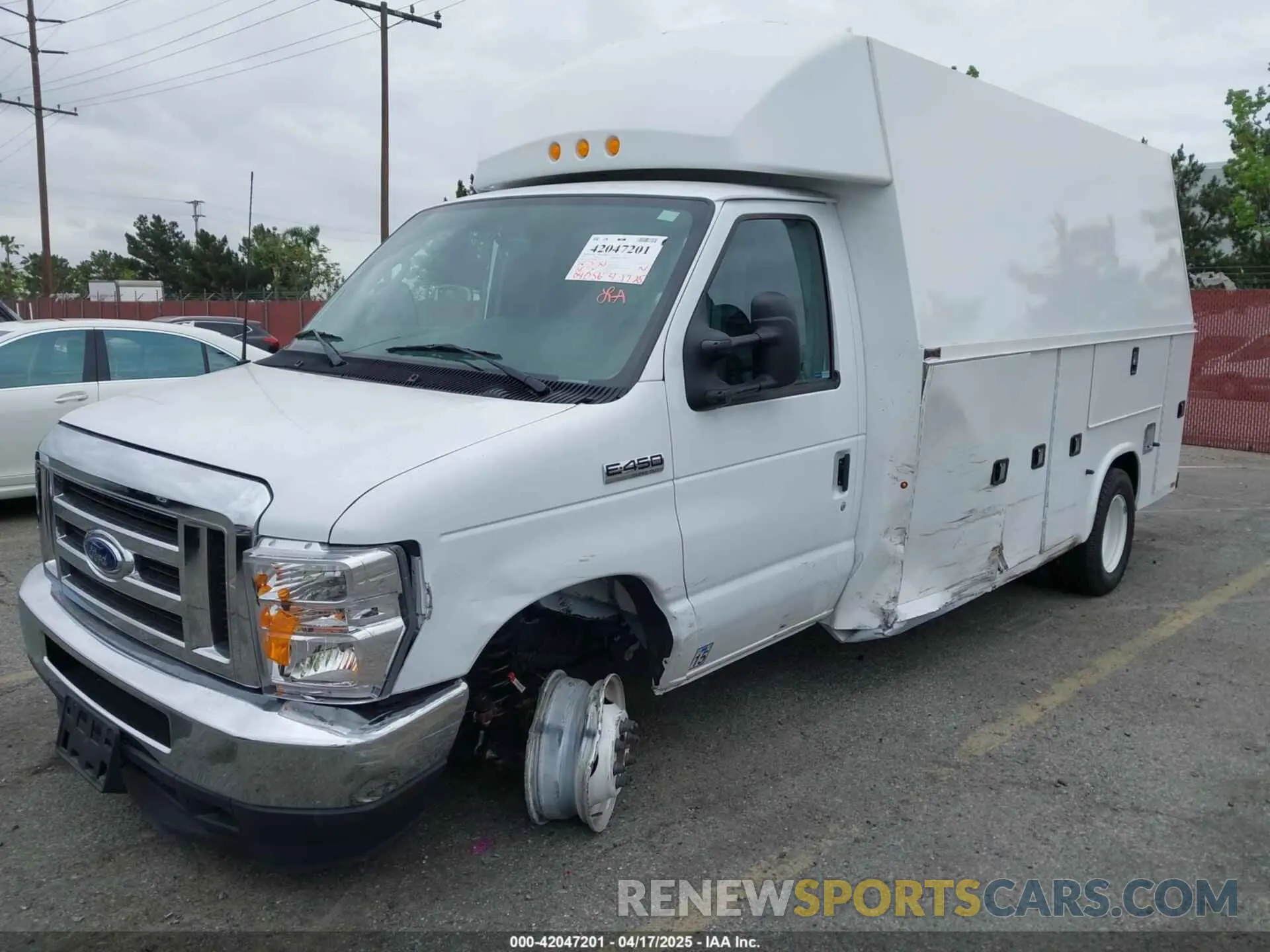 11 fotografías del automóvil dañado 1FDXE4FN9PDD25321 FORD E-450 CUTAWAY 2023