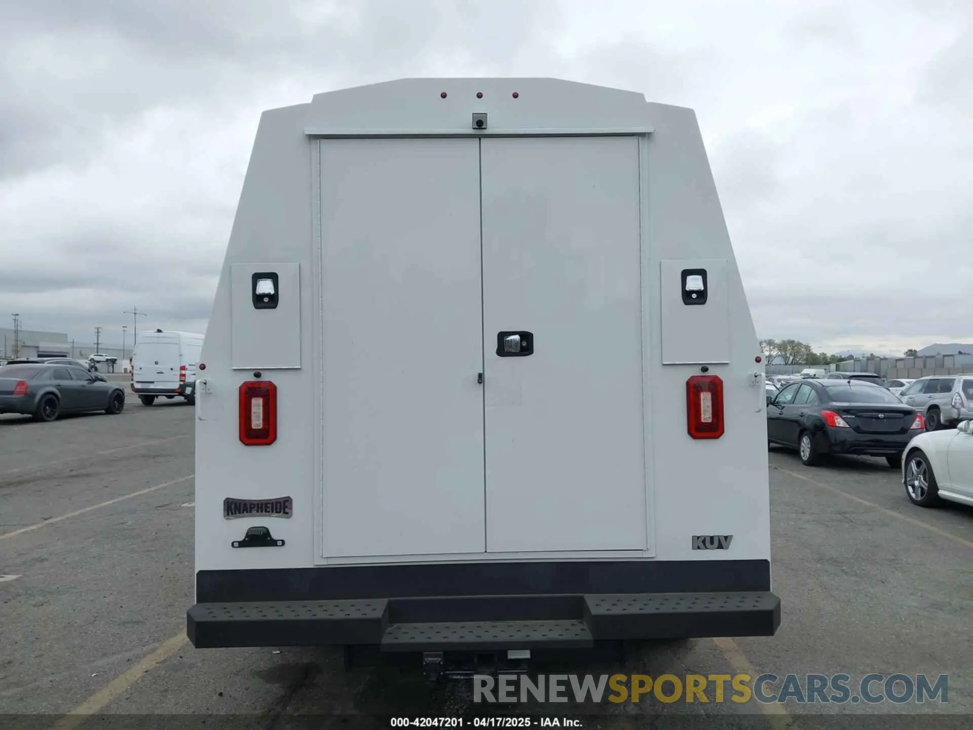 18 fotografías del automóvil dañado 1FDXE4FN9PDD25321 FORD E-450 CUTAWAY 2023