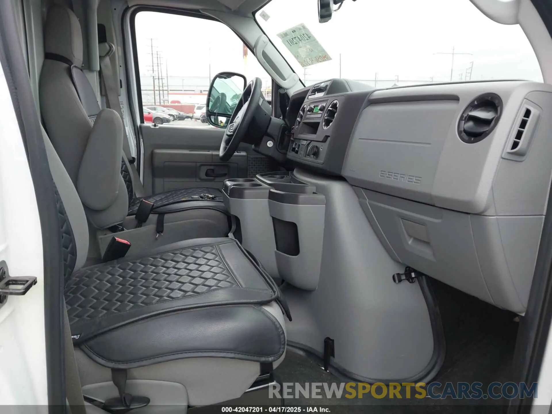 7 fotografías del automóvil dañado 1FDXE4FN9PDD25321 FORD E-450 CUTAWAY 2023