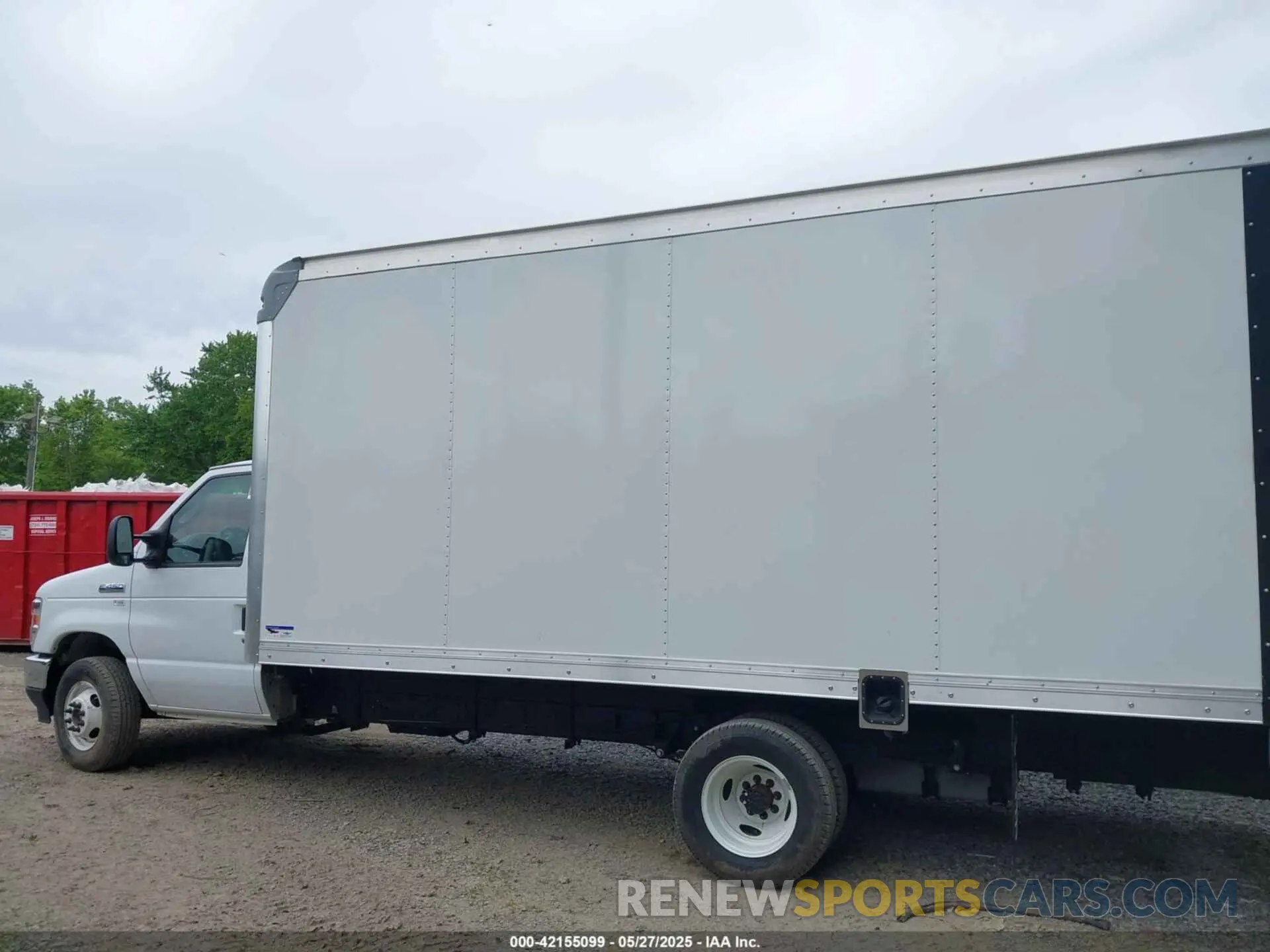 17 fotografías del automóvil dañado 1FDXE4FNXSDD07192 FORD E-450 CUTAWAY 2025