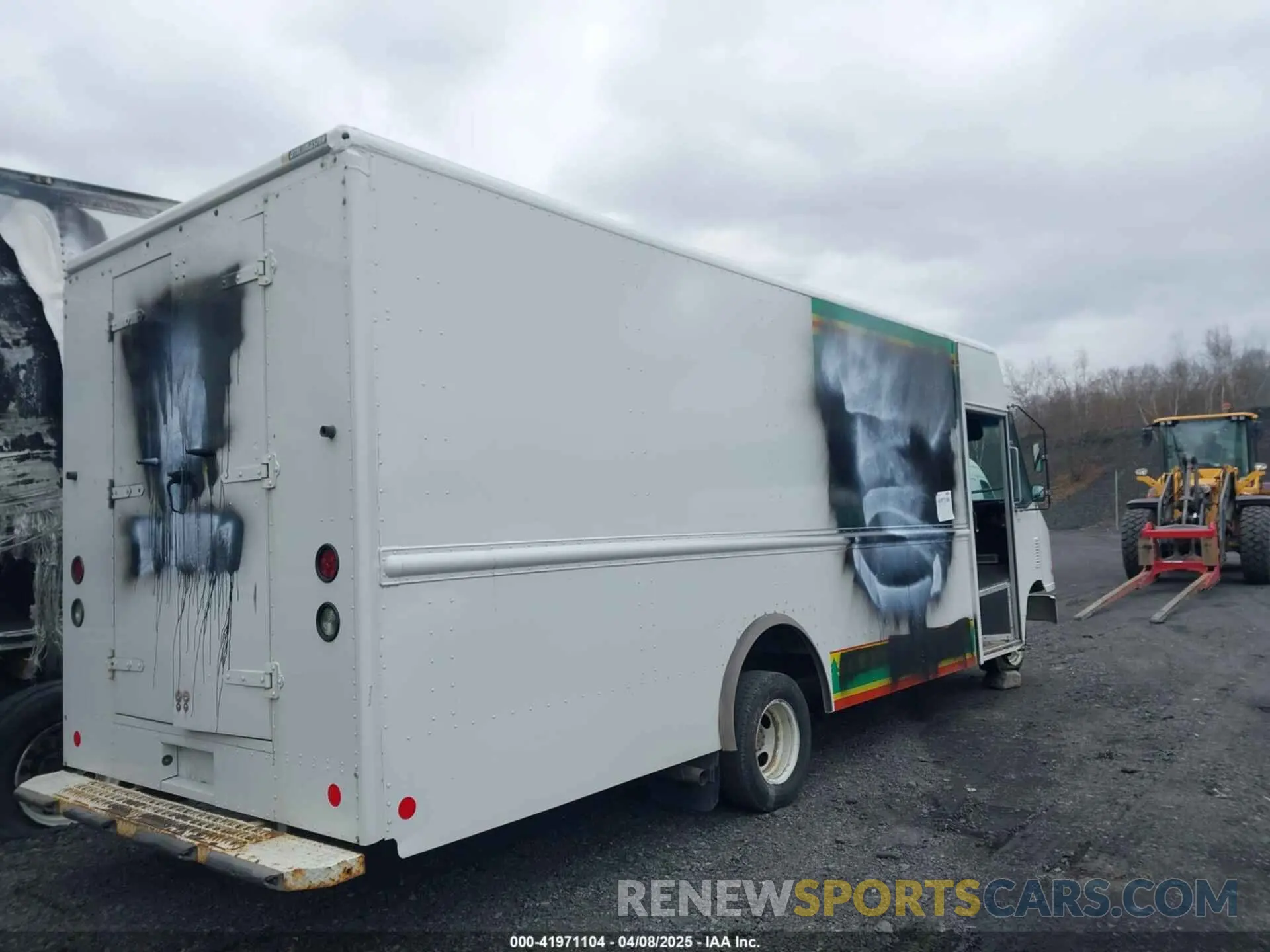 4 fotografías del automóvil dañado 1FC3E4K65KDC13108 FORD E-450 STRIPPED 2019