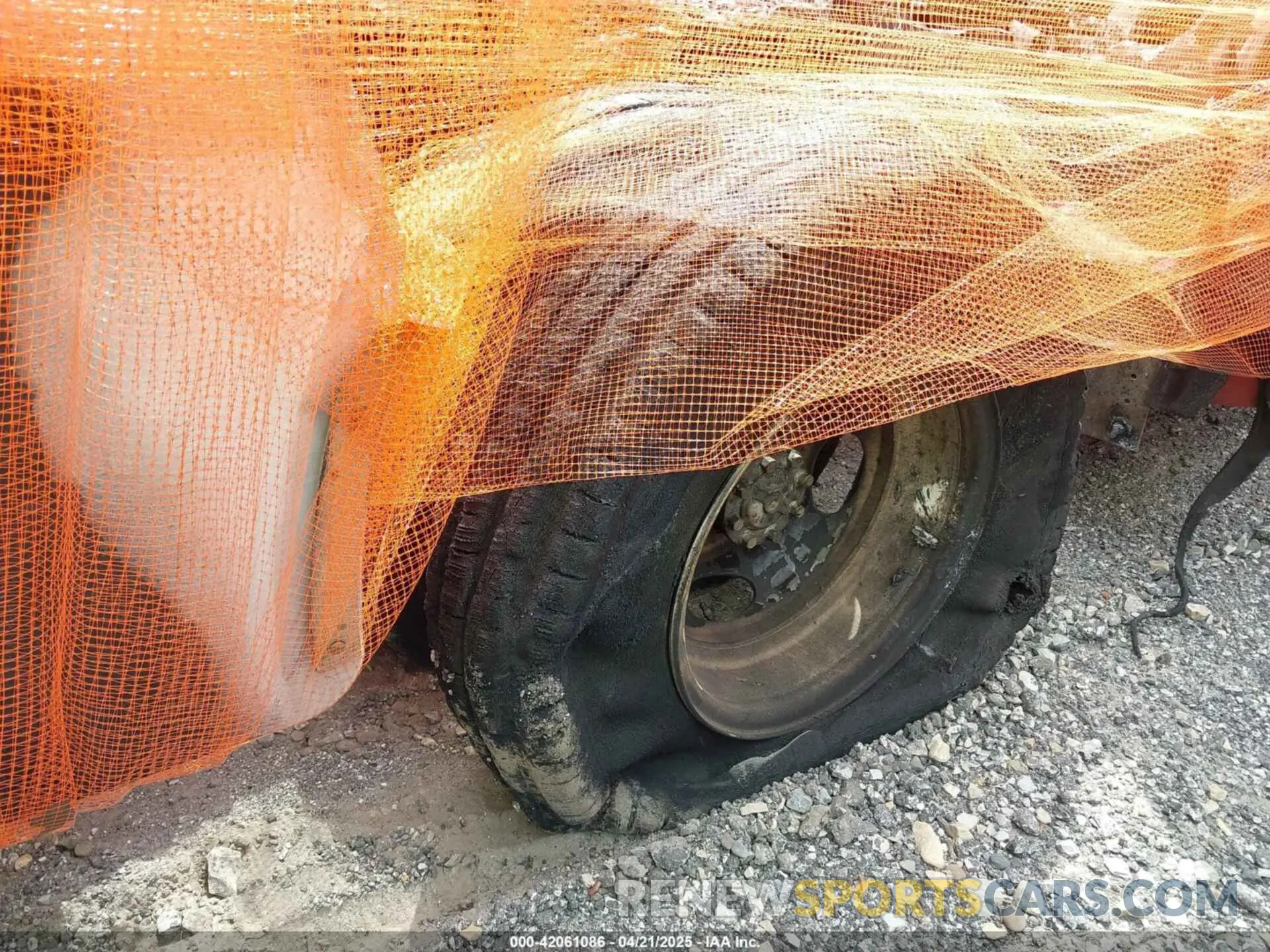 13 fotografías del automóvil dañado 1FC4E4KN5PDD09209 FORD E-450 STRIPPED 2023
