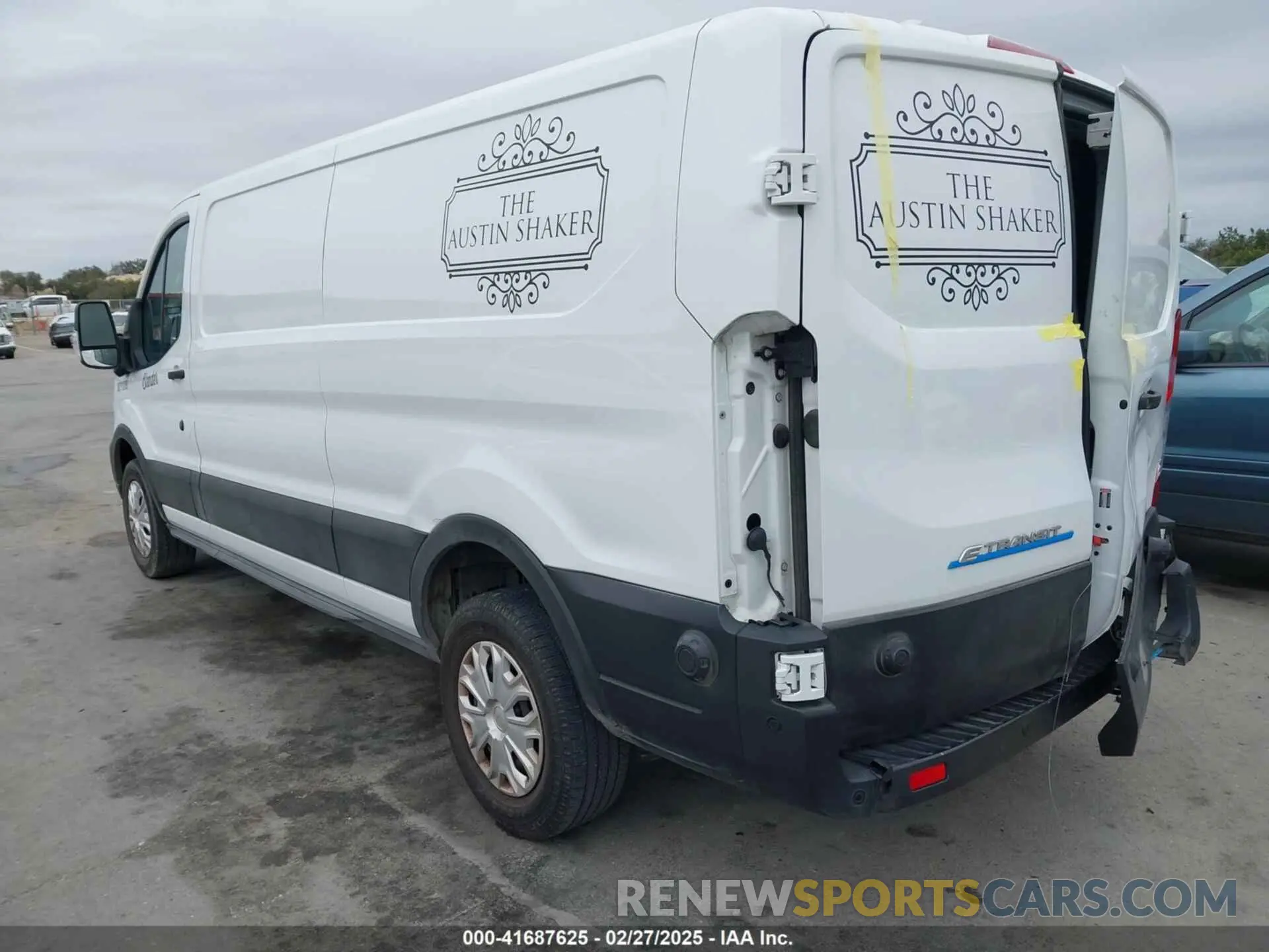 3 fotografías del automóvil dañado 1FTBW1YK1NKA29828 FORD E-TRANSIT-350 2022