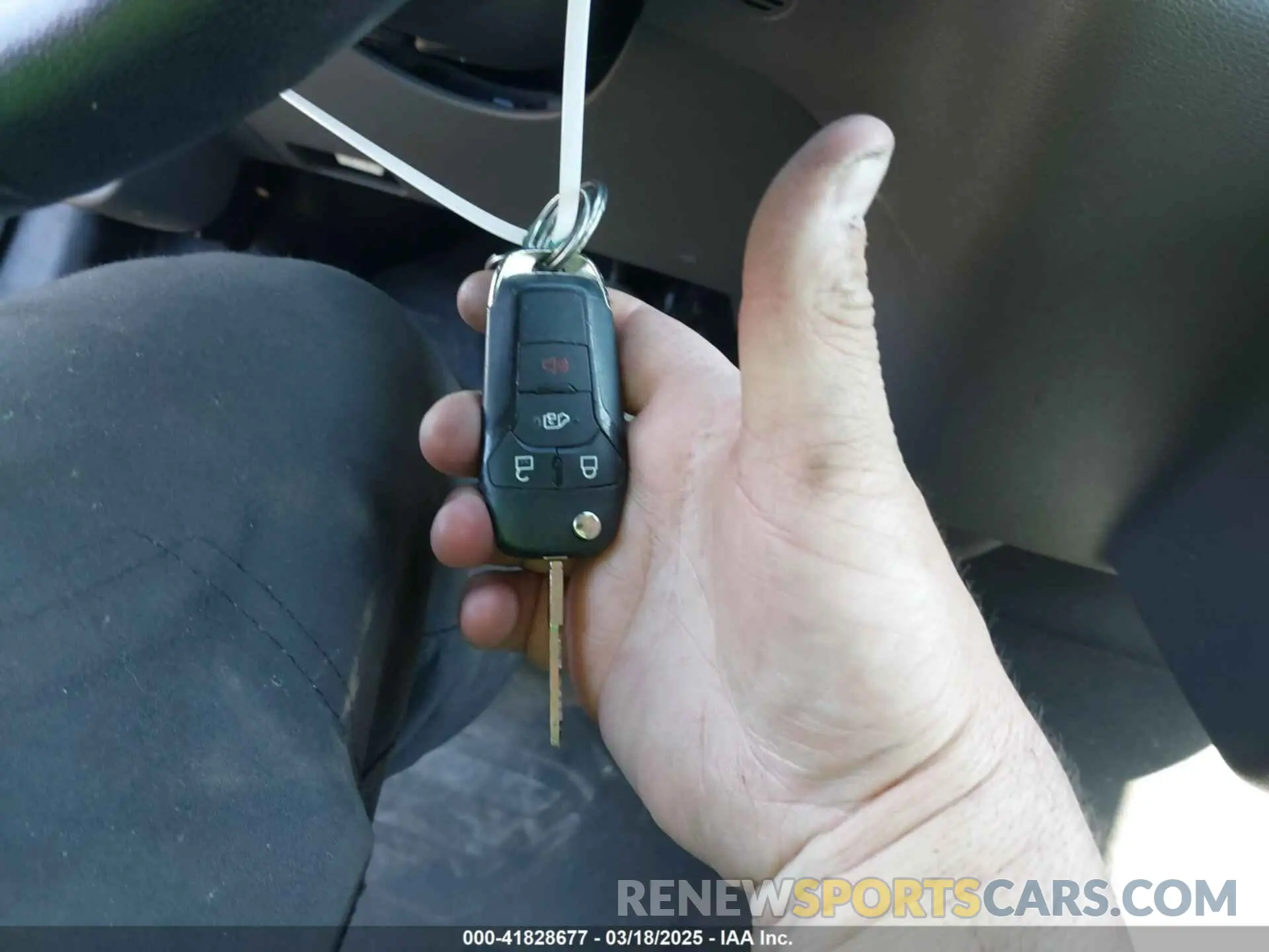 11 fotografías del automóvil dañado 1FTBW9CK0NKA63300 FORD E-TRANSIT-350 2022