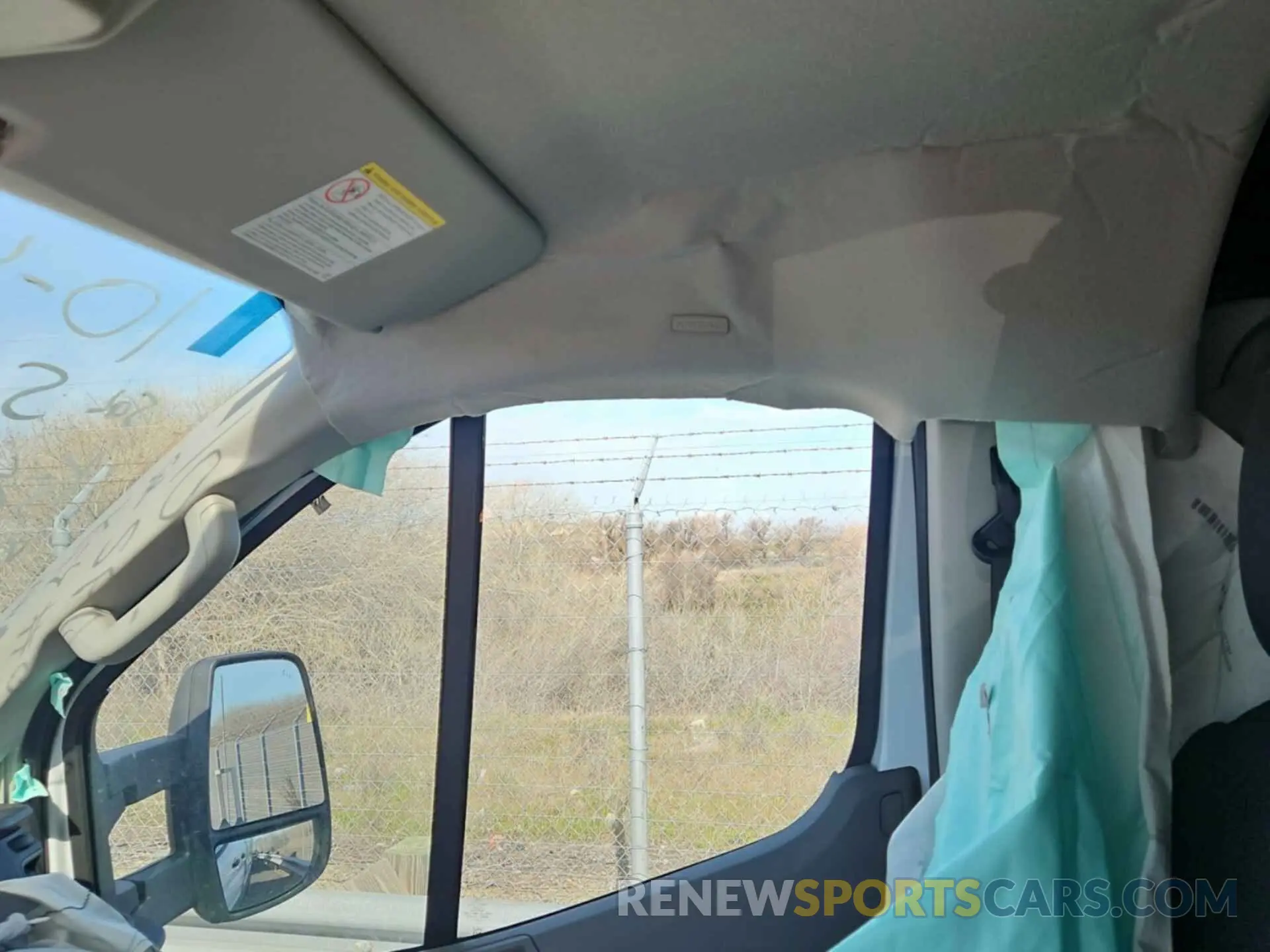 32 fotografías del automóvil dañado 1FTBW1YKXPKA47909 FORD E-TRANSIT-350 2023
