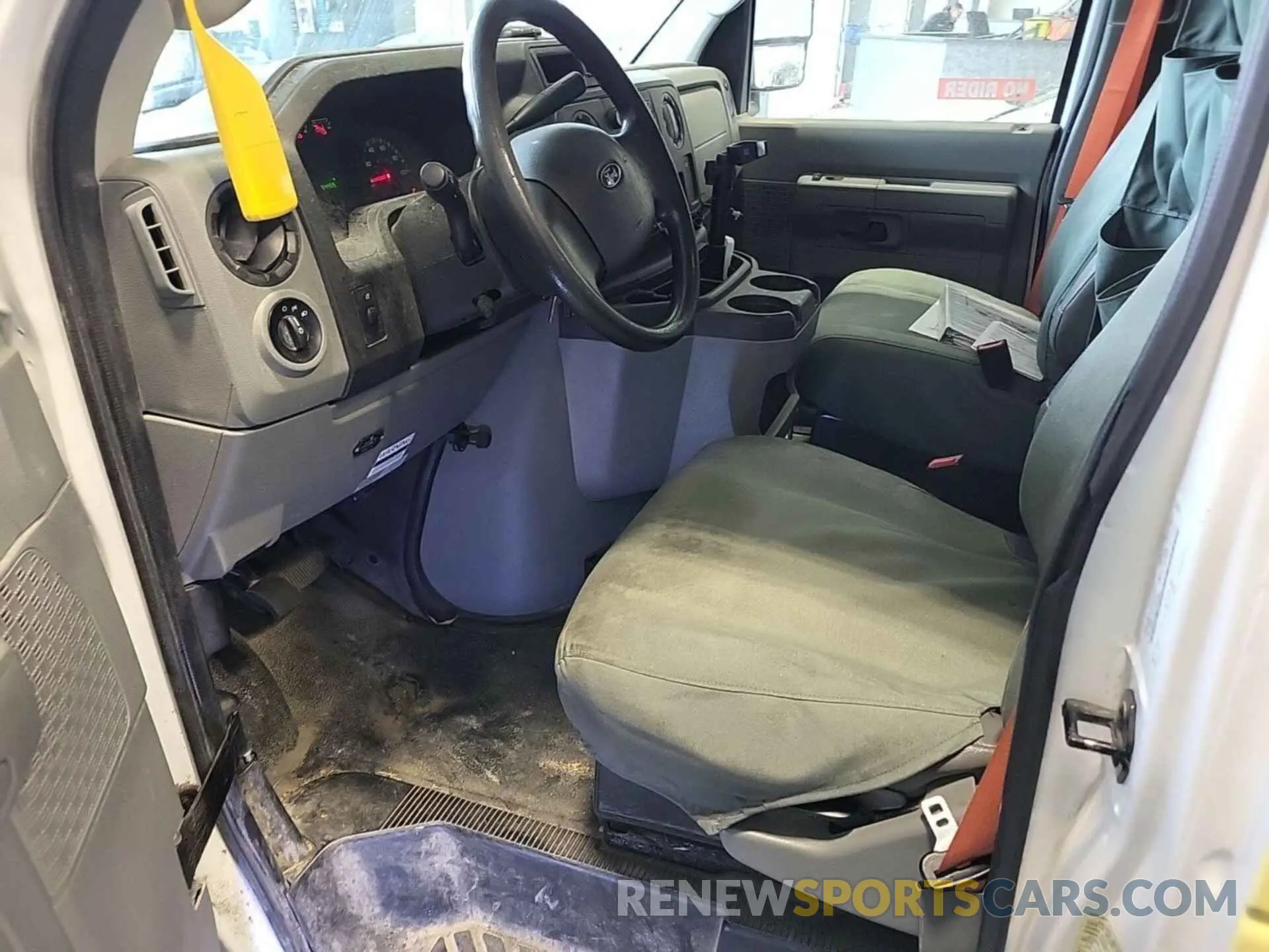 9 fotografías del automóvil dañado 1FDXE4FS6KDC07788 FORD ECONOLINE 2019