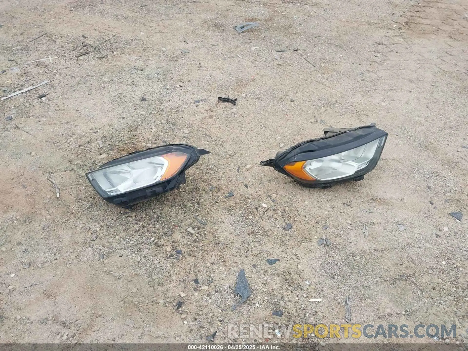12 fotografías del automóvil dañado MAJ3S2FE4KC288862 FORD ECOSPORT 2019