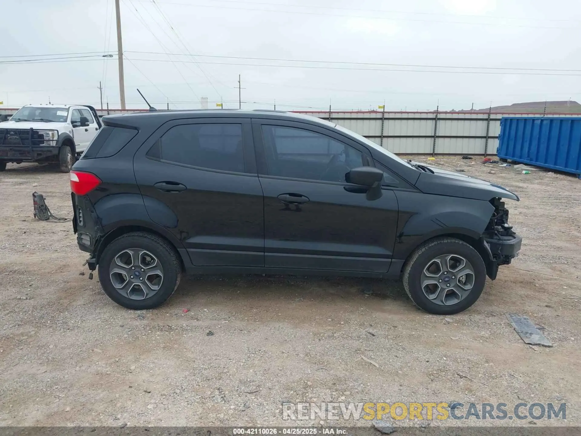 14 fotografías del automóvil dañado MAJ3S2FE4KC288862 FORD ECOSPORT 2019