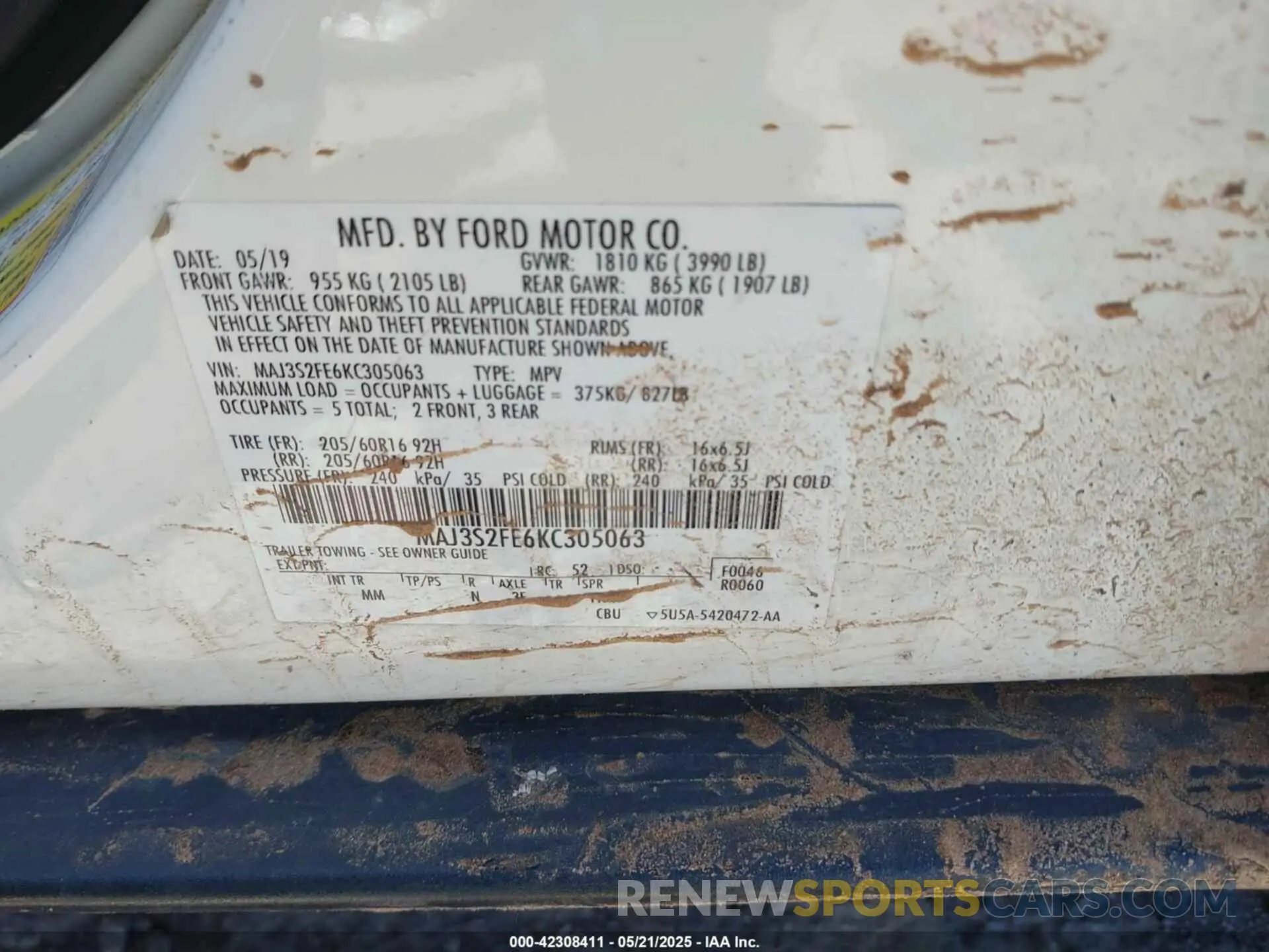 9 fotografías del automóvil dañado MAJ3S2FE6KC305063 FORD ECOSPORT 2019