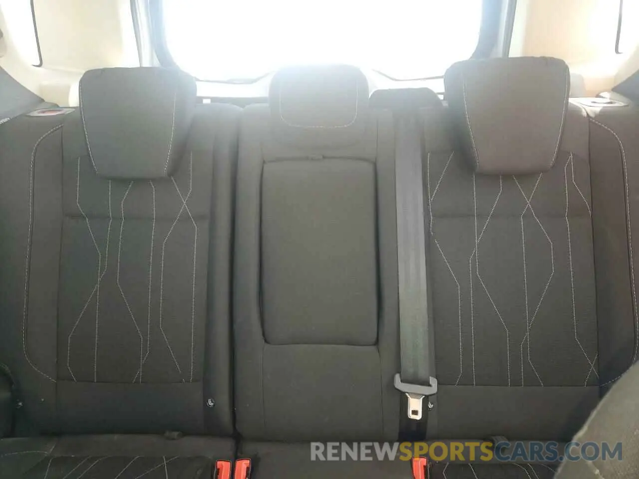 10 fotografías del automóvil dañado MAJ3S2GE0KC270745 FORD ECOSPORT 2019