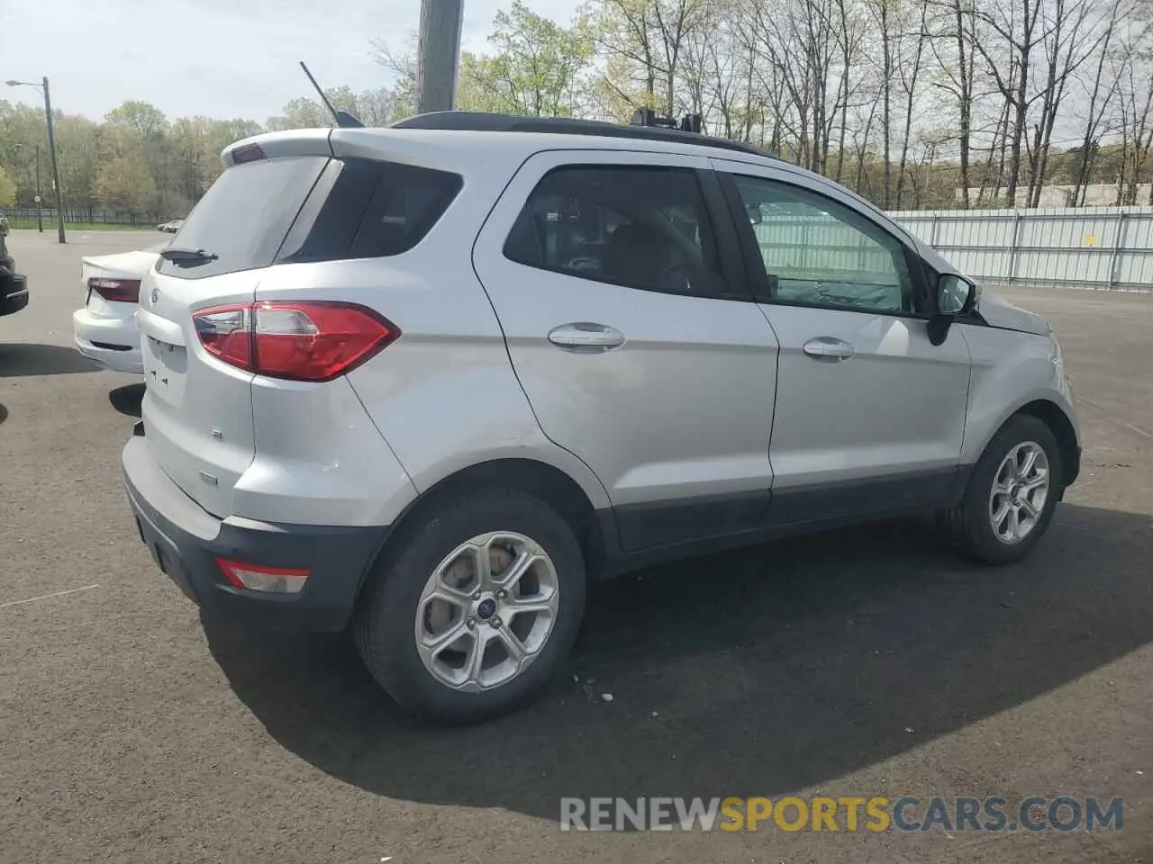 3 fotografías del automóvil dañado MAJ3S2GE0KC270745 FORD ECOSPORT 2019
