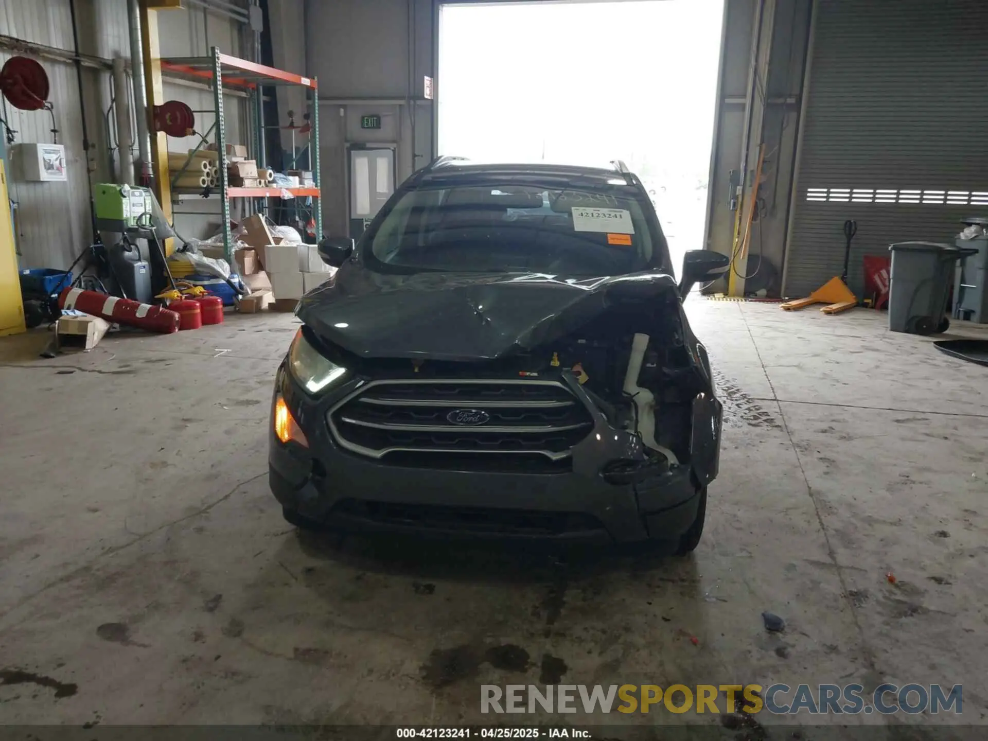 13 fotografías del automóvil dañado MAJ3S2GE0KC303128 FORD ECOSPORT 2019