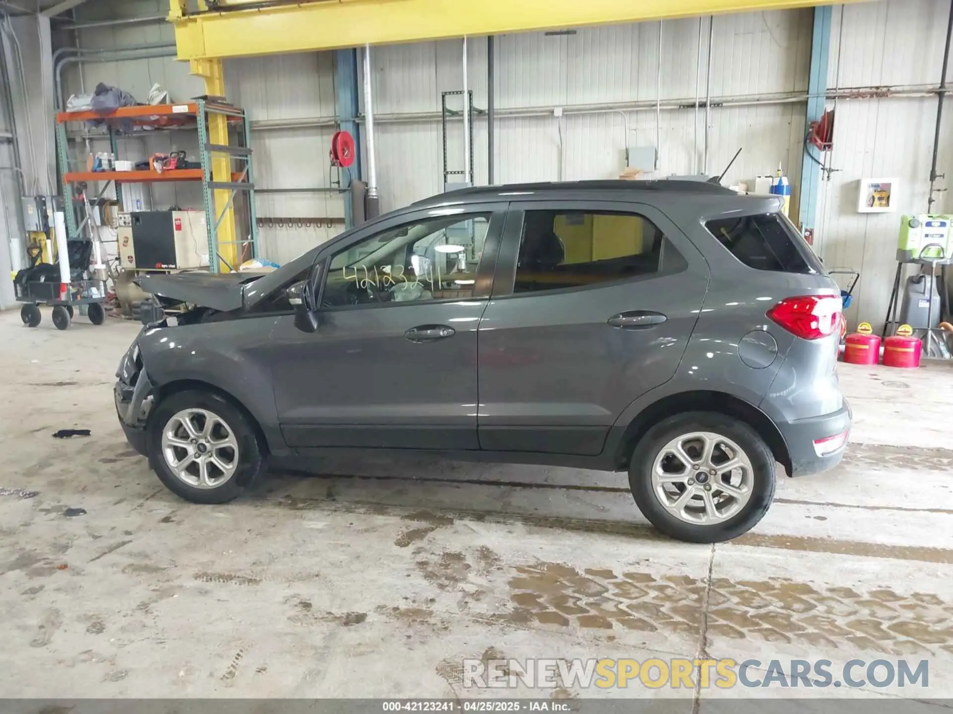 15 fotografías del automóvil dañado MAJ3S2GE0KC303128 FORD ECOSPORT 2019