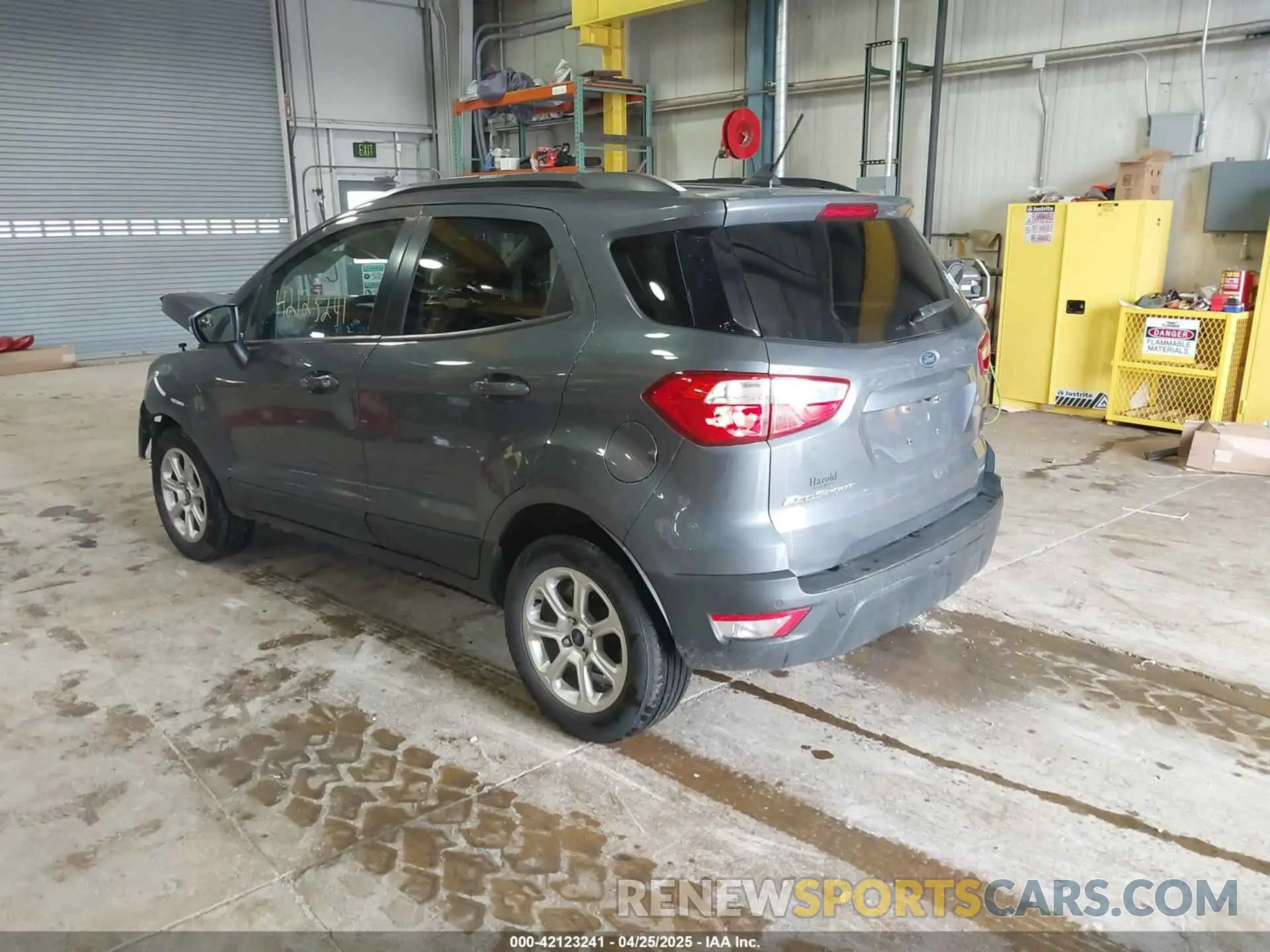3 fotografías del automóvil dañado MAJ3S2GE0KC303128 FORD ECOSPORT 2019