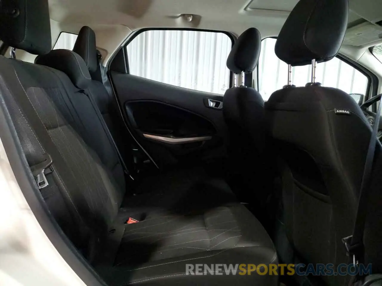 11 fotografías del automóvil dañado MAJ3S2GE1KC262816 FORD ECOSPORT 2019