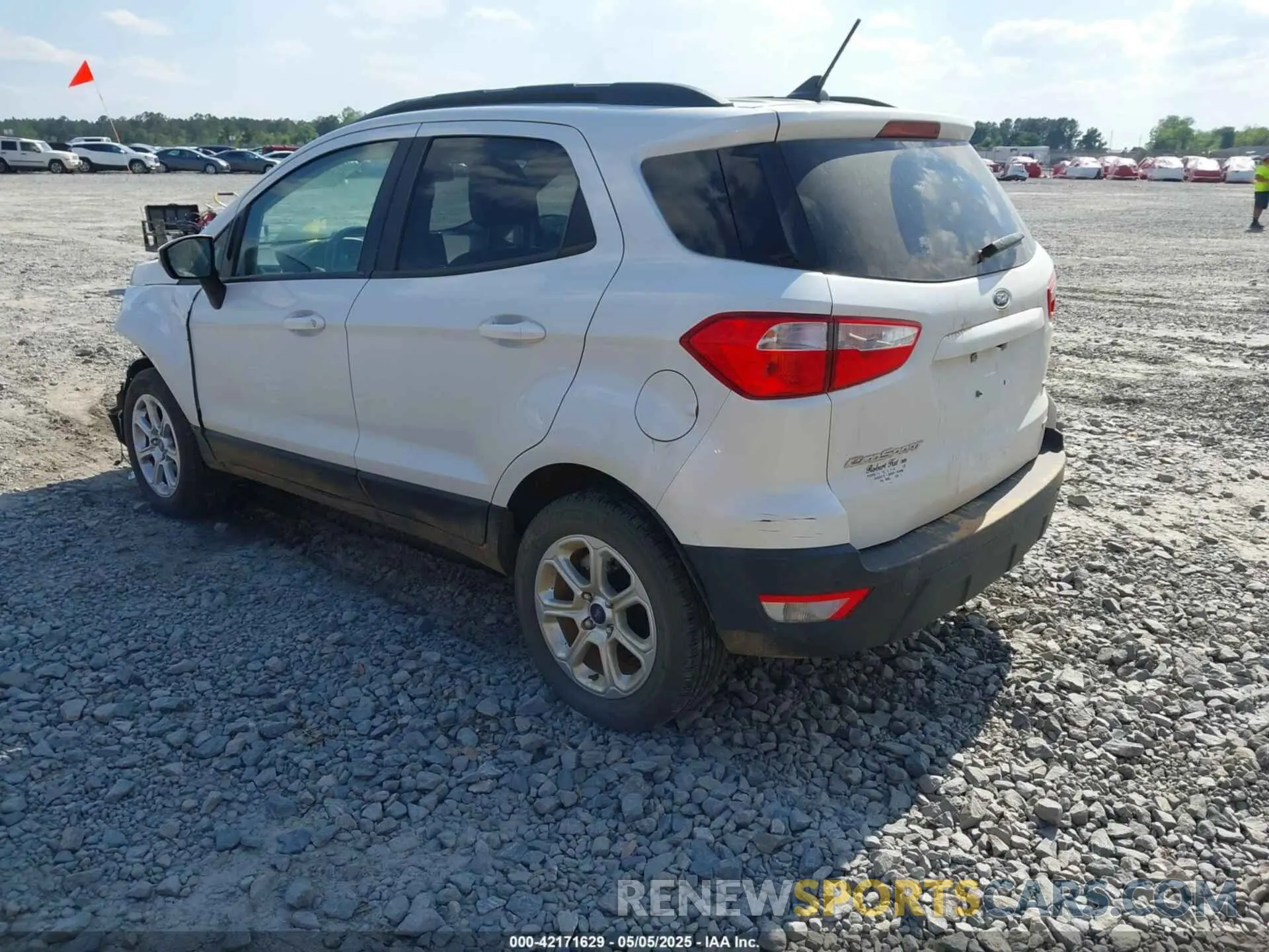 3 fotografías del automóvil dañado MAJ3S2GE1KC273928 FORD ECOSPORT 2019