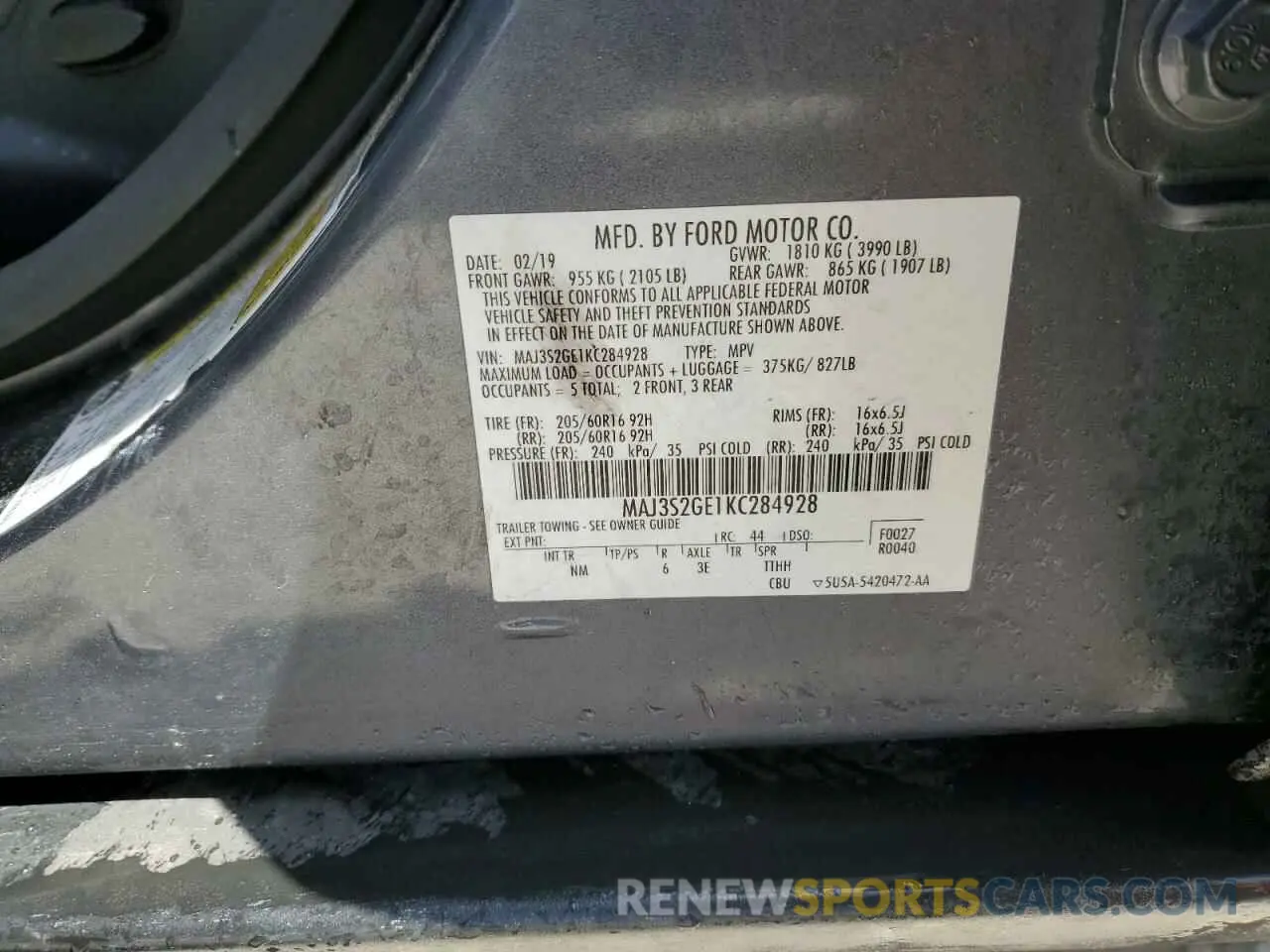 14 fotografías del automóvil dañado MAJ3S2GE1KC284928 FORD ECOSPORT 2019