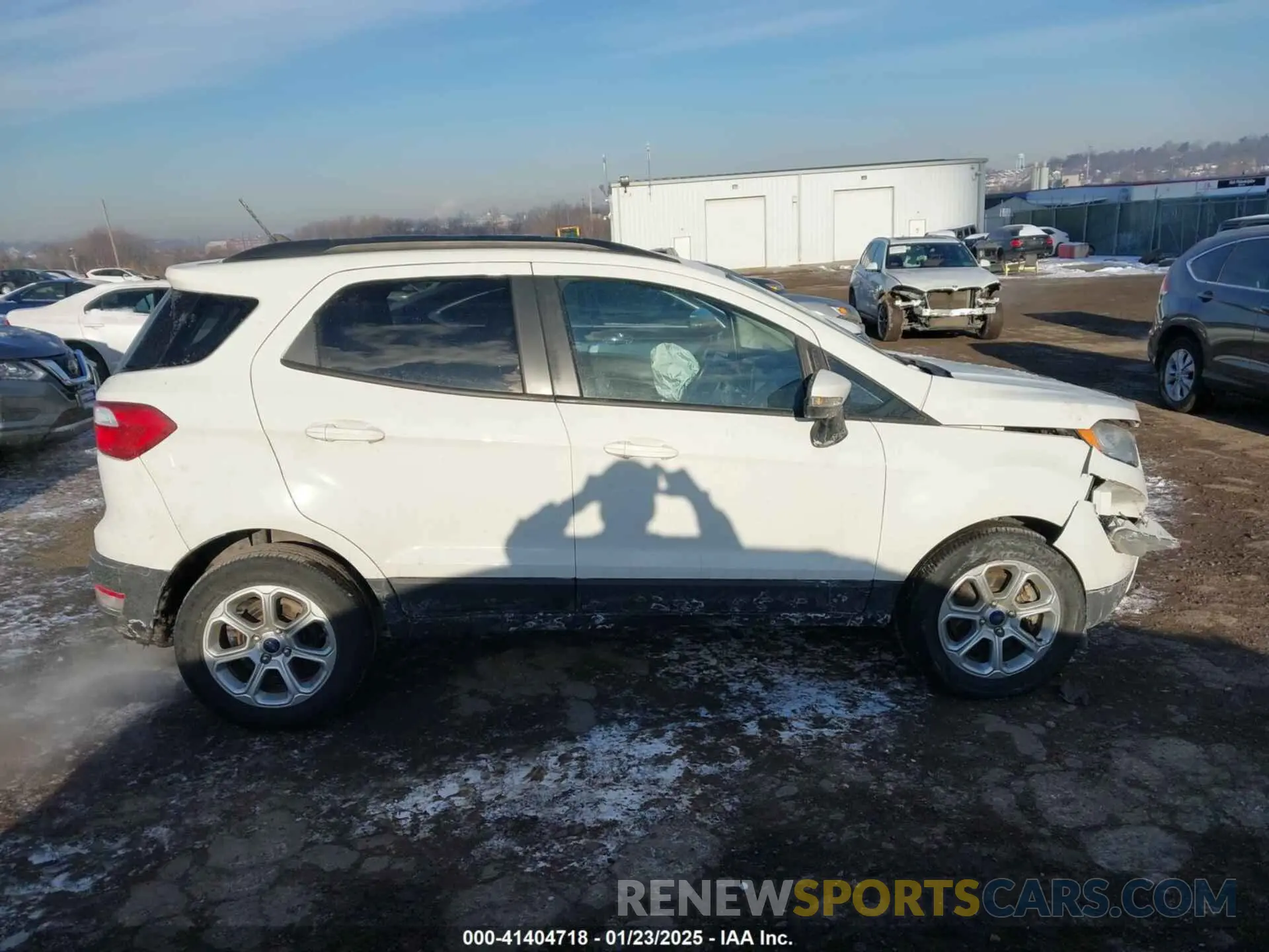 14 fotografías del automóvil dañado MAJ3S2GE2KC257737 FORD ECOSPORT 2019