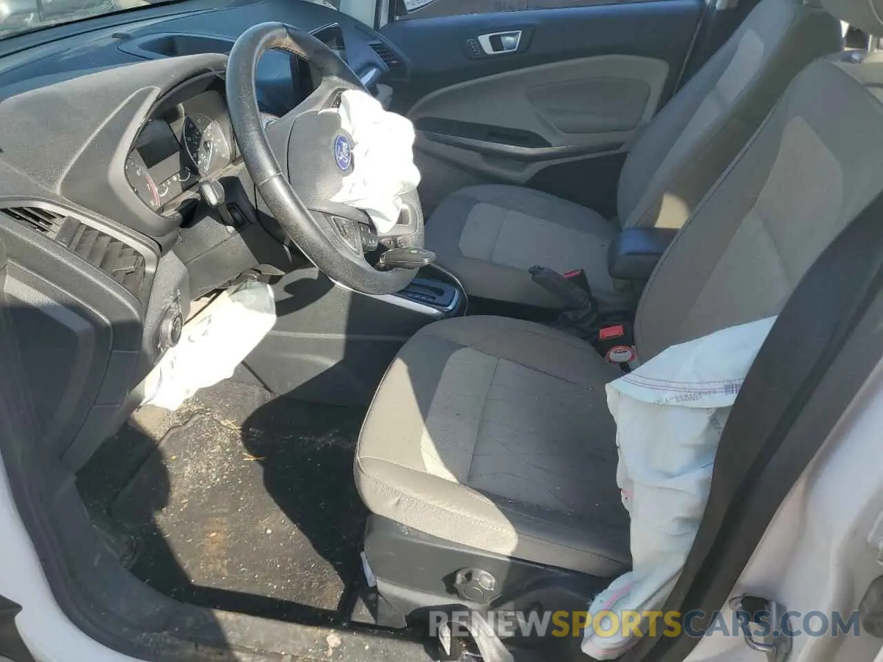 7 fotografías del automóvil dañado MAJ3S2GE2KC258435 FORD ECOSPORT 2019