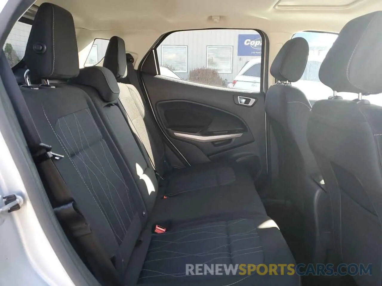 11 fotografías del automóvil dañado MAJ3S2GE2KC277311 FORD ECOSPORT 2019