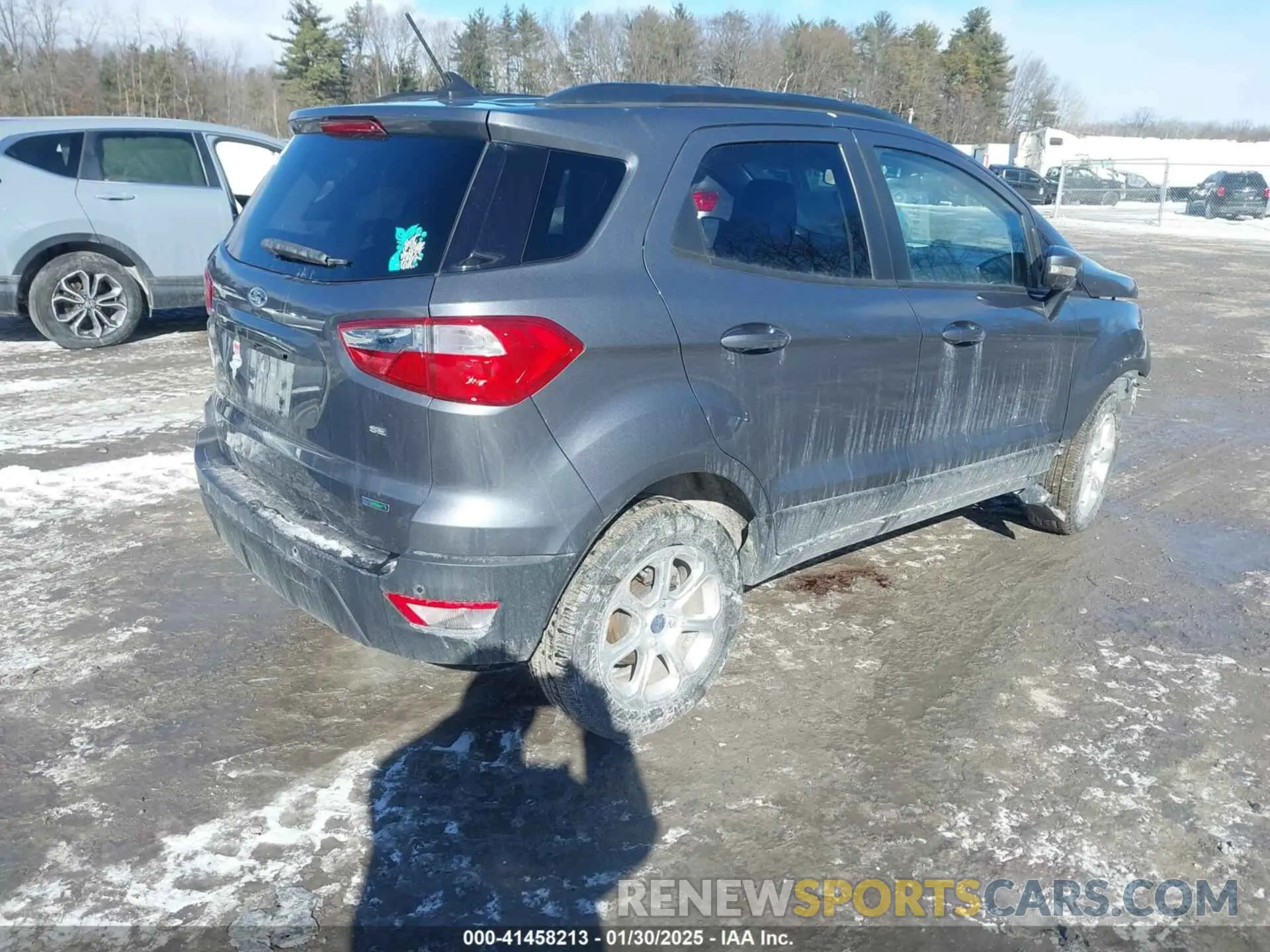 4 fotografías del automóvil dañado MAJ3S2GE2KC284744 FORD ECOSPORT 2019