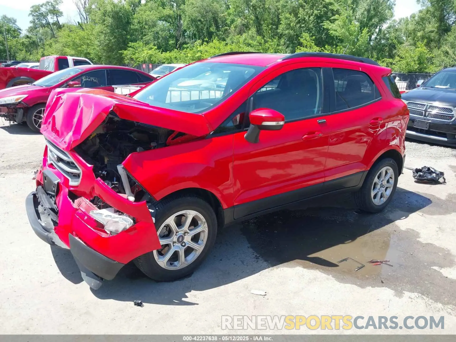 2 fotografías del automóvil dañado MAJ3S2GE2KC304409 FORD ECOSPORT 2019