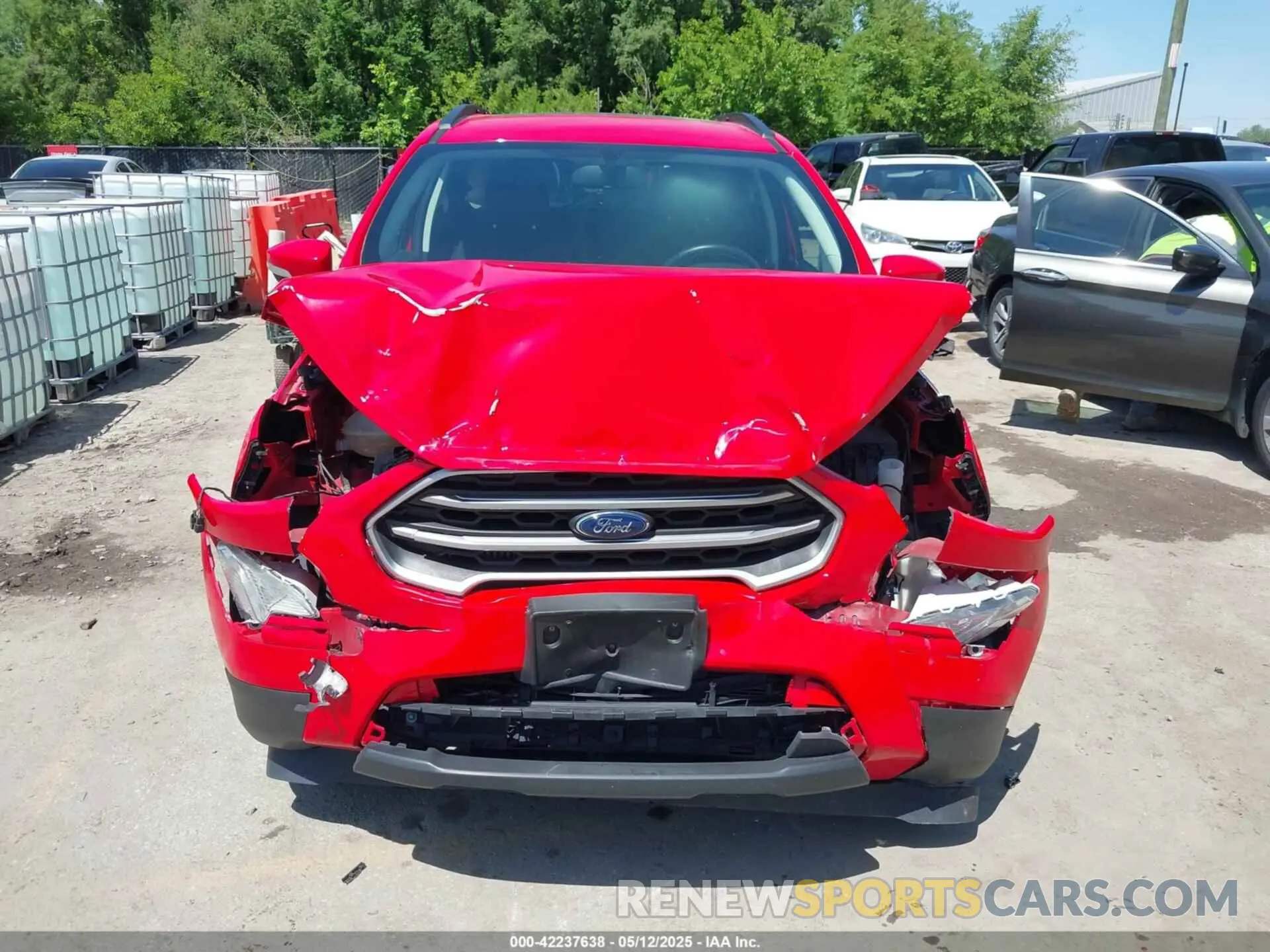 6 fotografías del automóvil dañado MAJ3S2GE2KC304409 FORD ECOSPORT 2019