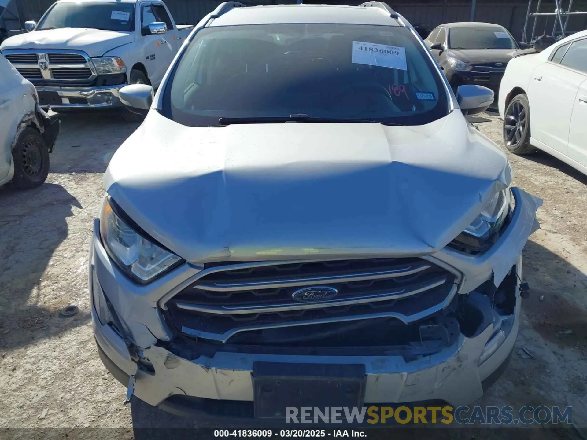 12 fotografías del automóvil dañado MAJ3S2GE3KC269072 FORD ECOSPORT 2019
