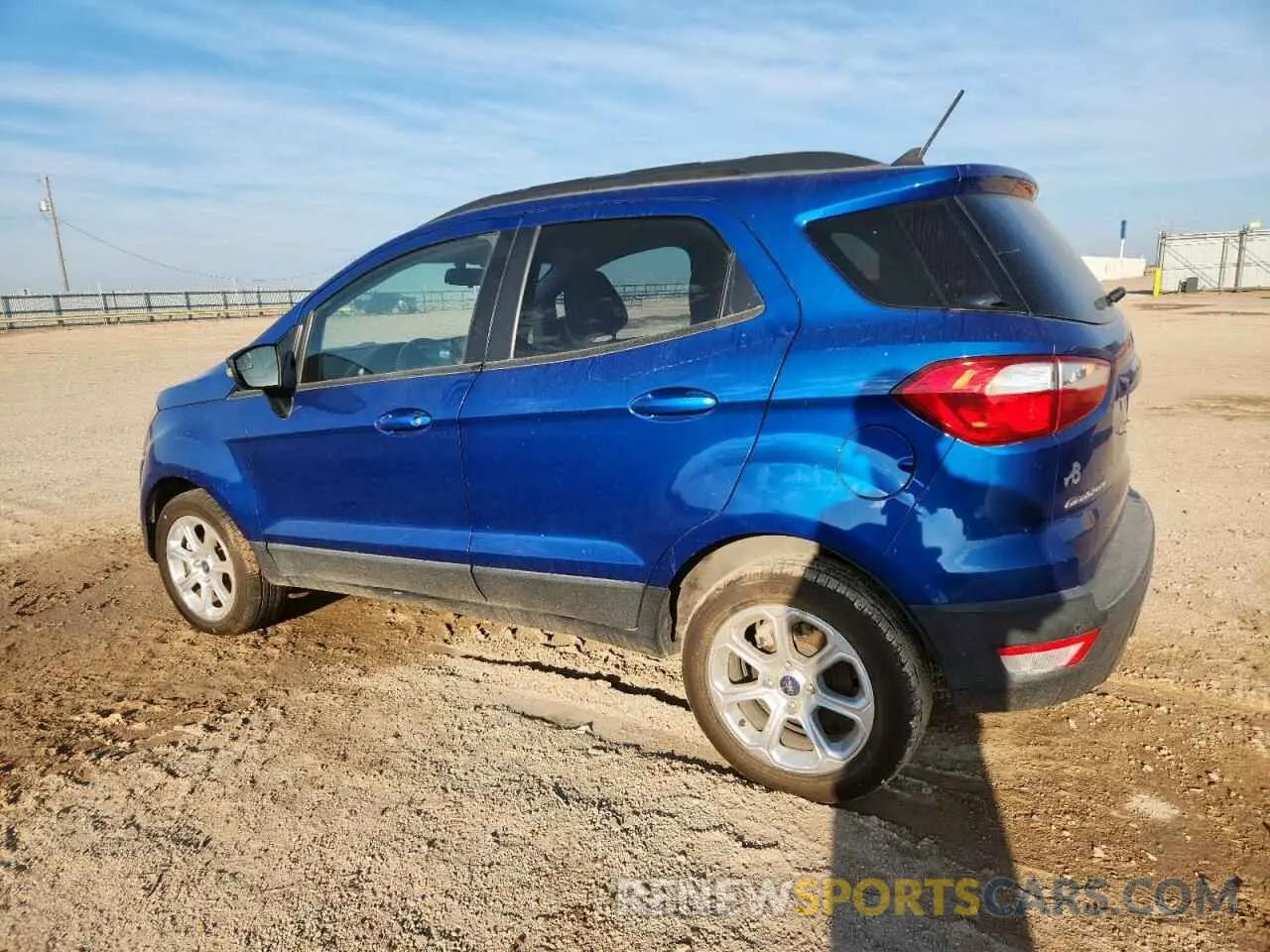 2 fotografías del automóvil dañado MAJ3S2GE3KC280525 FORD ECOSPORT 2019