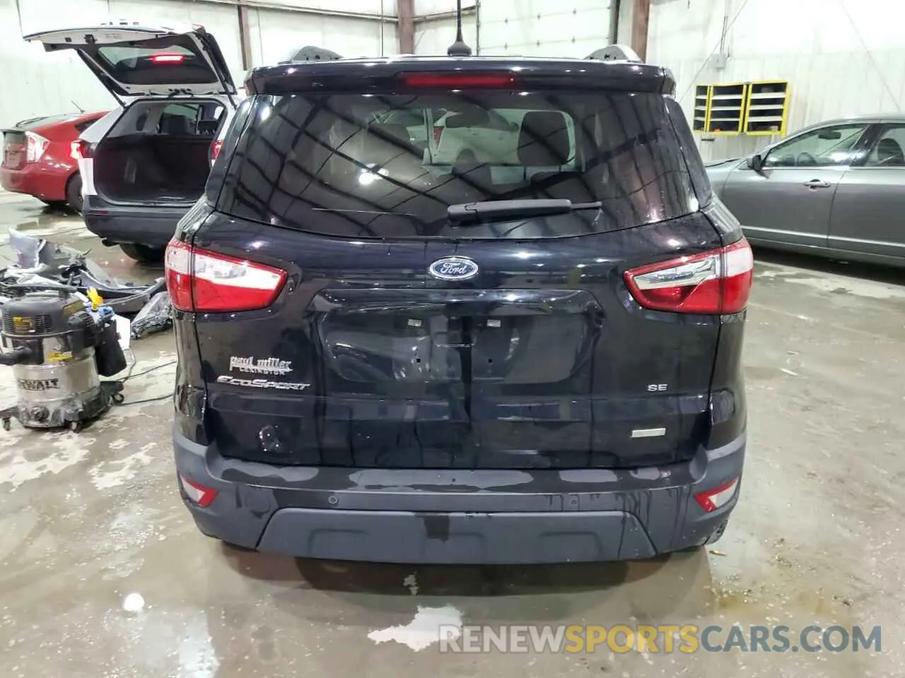 6 fotografías del automóvil dañado MAJ3S2GE3KC294120 FORD ECOSPORT 2019
