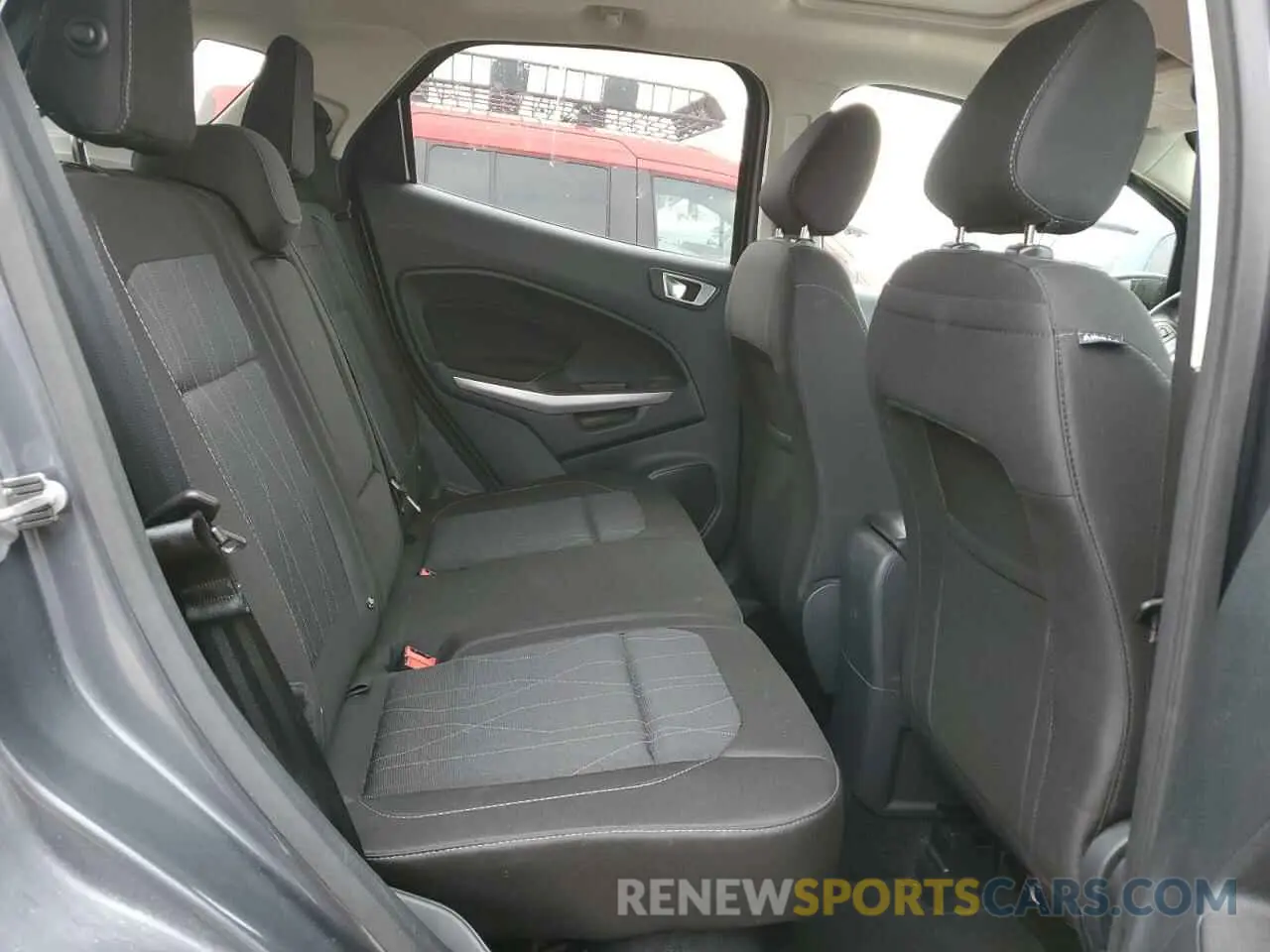 10 fotografías del automóvil dañado MAJ3S2GE4KC271607 FORD ECOSPORT 2019