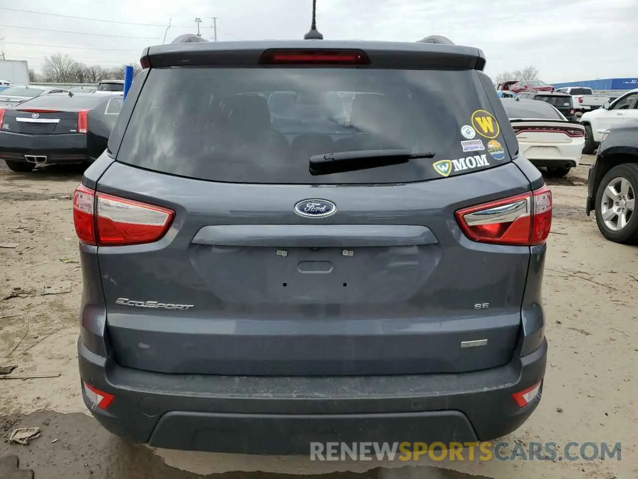 6 fotografías del automóvil dañado MAJ3S2GE4KC271607 FORD ECOSPORT 2019