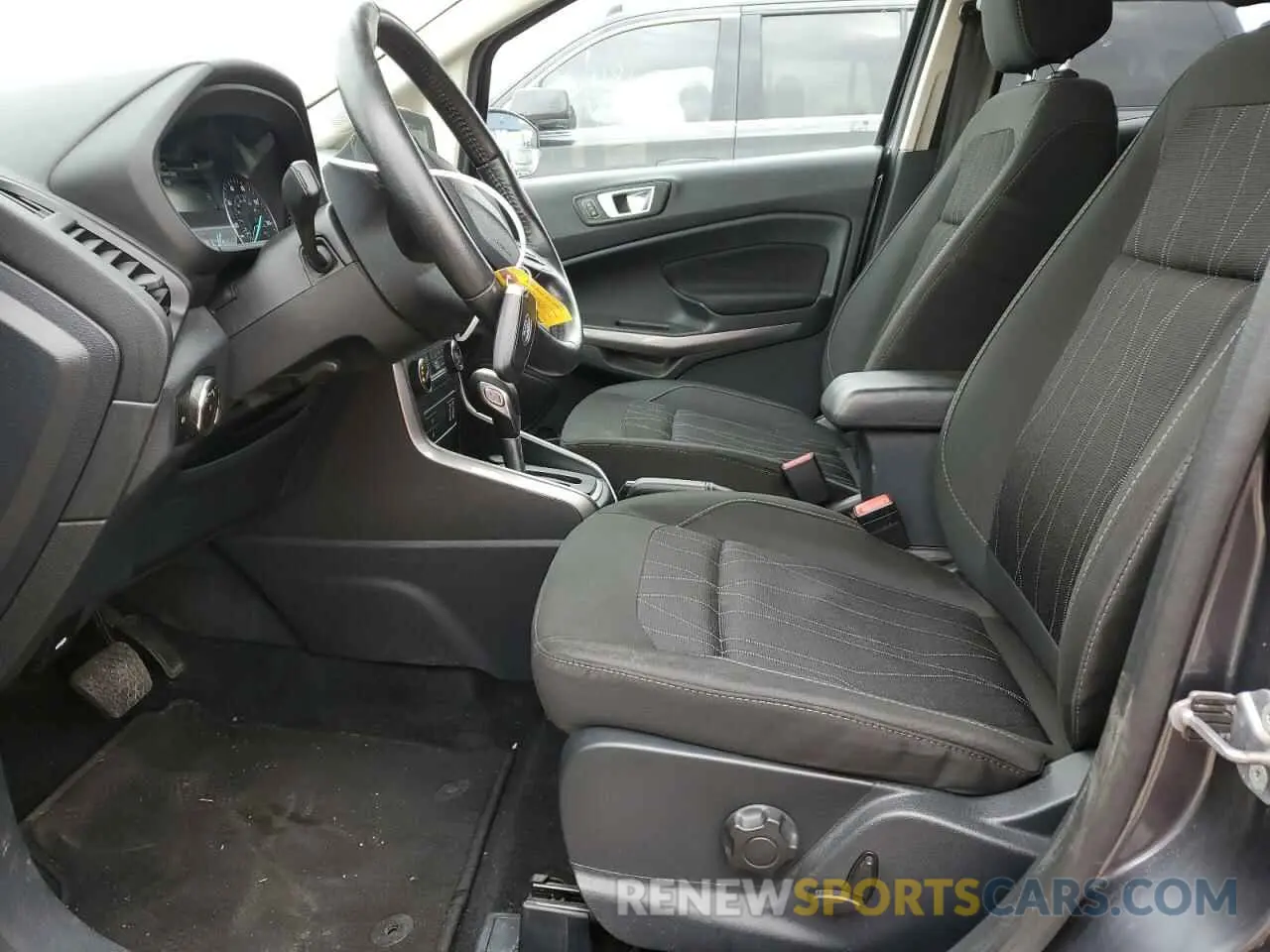 7 fotografías del automóvil dañado MAJ3S2GE4KC271607 FORD ECOSPORT 2019