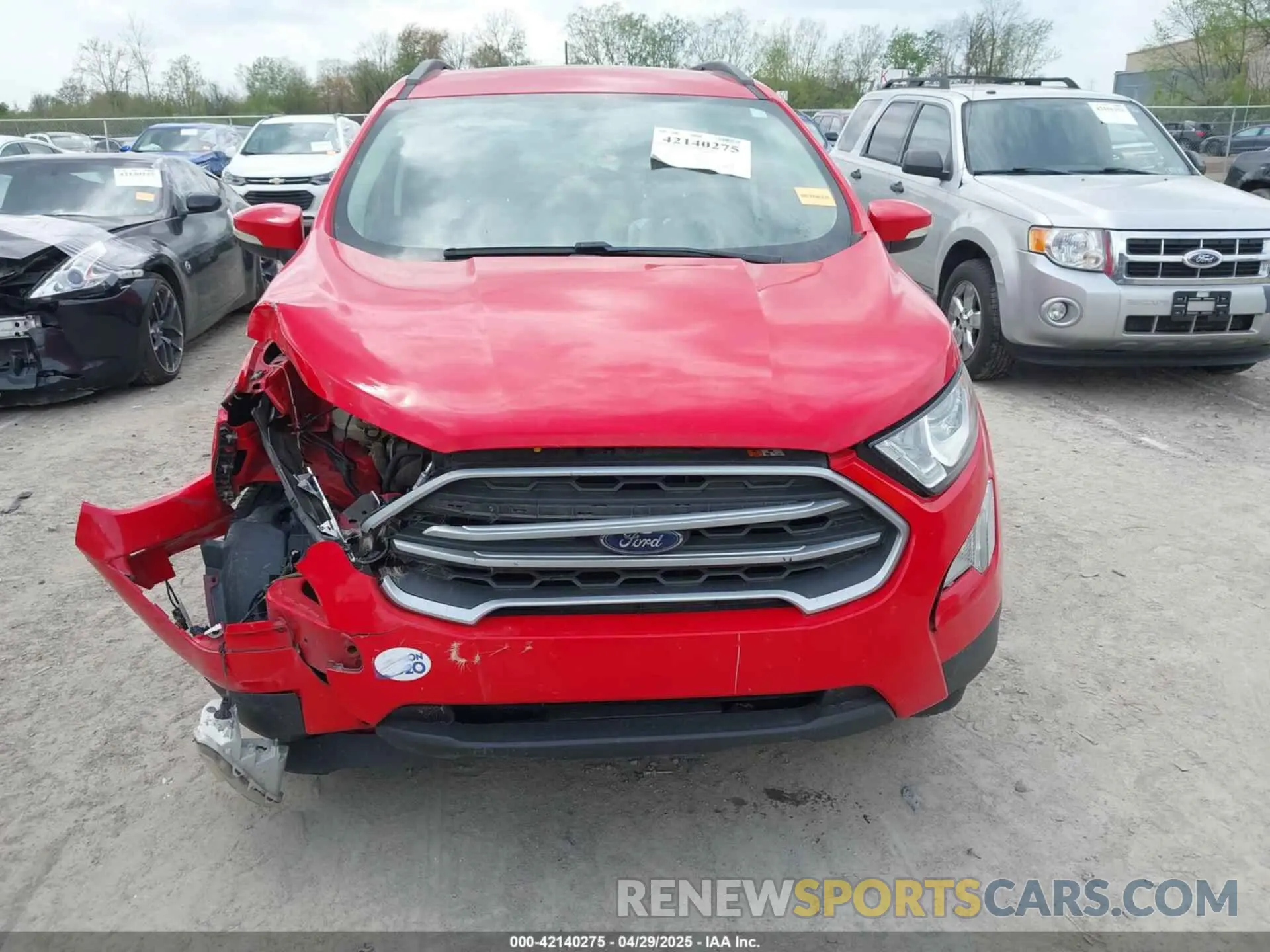 12 fotografías del automóvil dañado MAJ3S2GE4KC306243 FORD ECOSPORT 2019