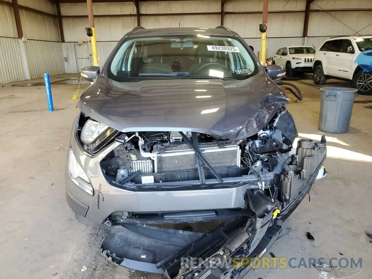 5 fotografías del automóvil dañado MAJ3S2GE5KC250555 FORD ECOSPORT 2019
