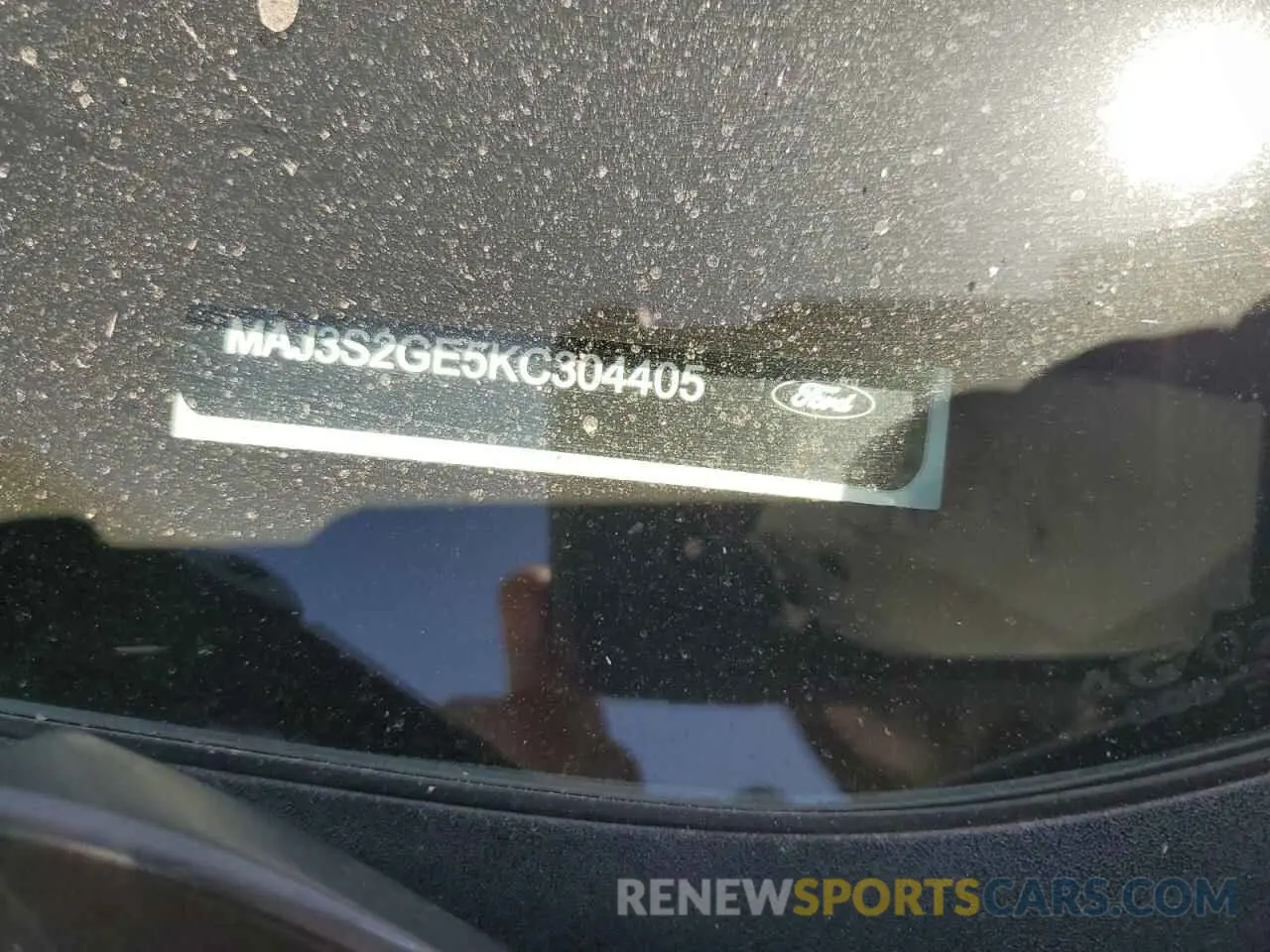13 fotografías del automóvil dañado MAJ3S2GE5KC304405 FORD ECOSPORT 2019
