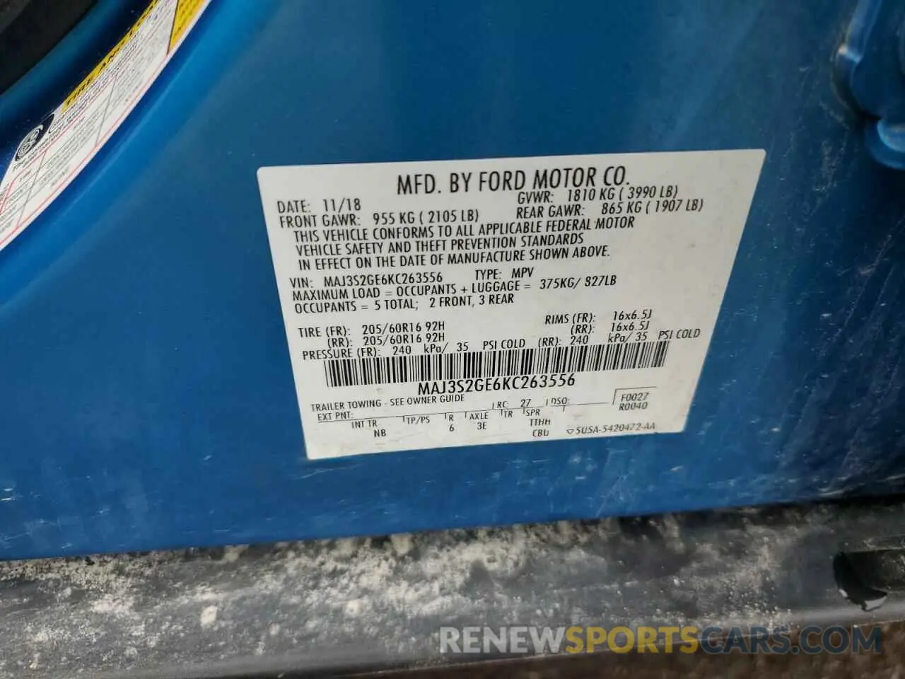 12 fotografías del automóvil dañado MAJ3S2GE6KC263556 FORD ECOSPORT 2019