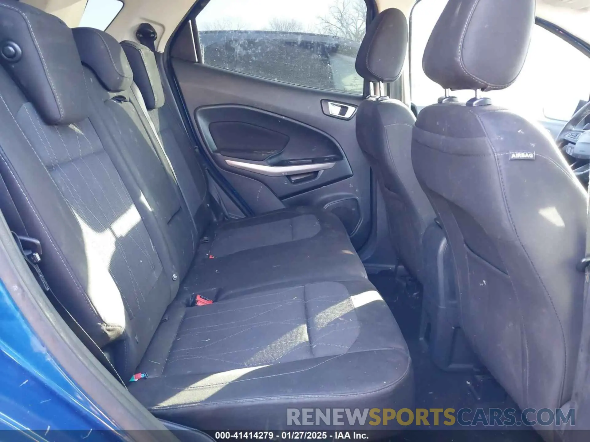 8 fotografías del automóvil dañado MAJ3S2GE6KC274119 FORD ECOSPORT 2019