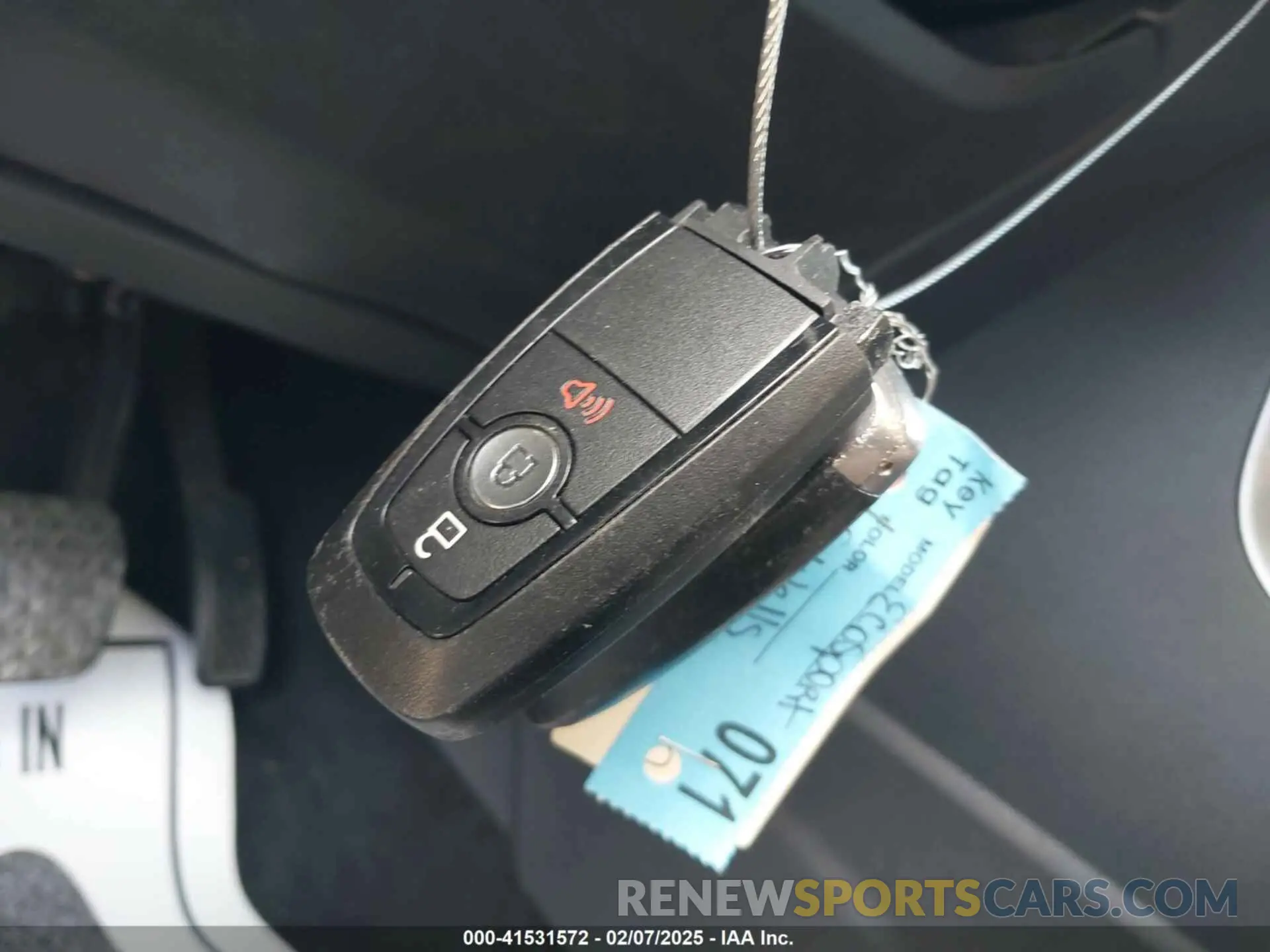 11 fotografías del automóvil dañado MAJ3S2GE7KC256969 FORD ECOSPORT 2019