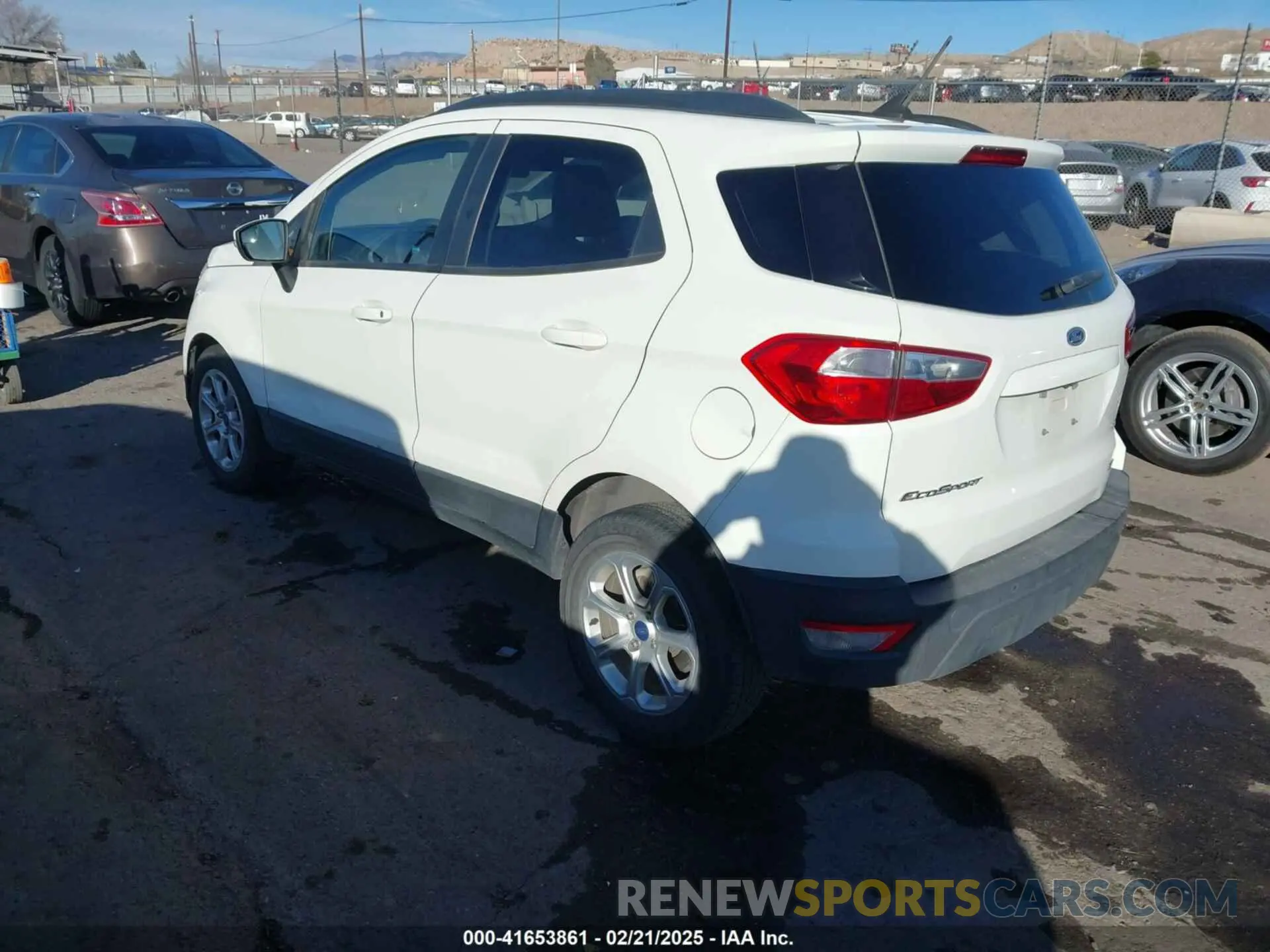 3 fotografías del automóvil dañado MAJ3S2GE7KC304339 FORD ECOSPORT 2019