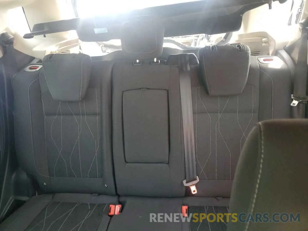 10 fotografías del automóvil dañado MAJ3S2GE8KC254132 FORD ECOSPORT 2019