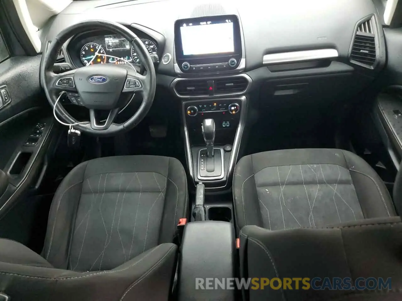 8 fotografías del automóvil dañado MAJ3S2GE8KC254132 FORD ECOSPORT 2019