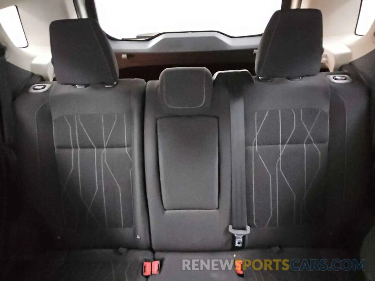 10 fotografías del automóvil dañado MAJ3S2GE8KC283064 FORD ECOSPORT 2019