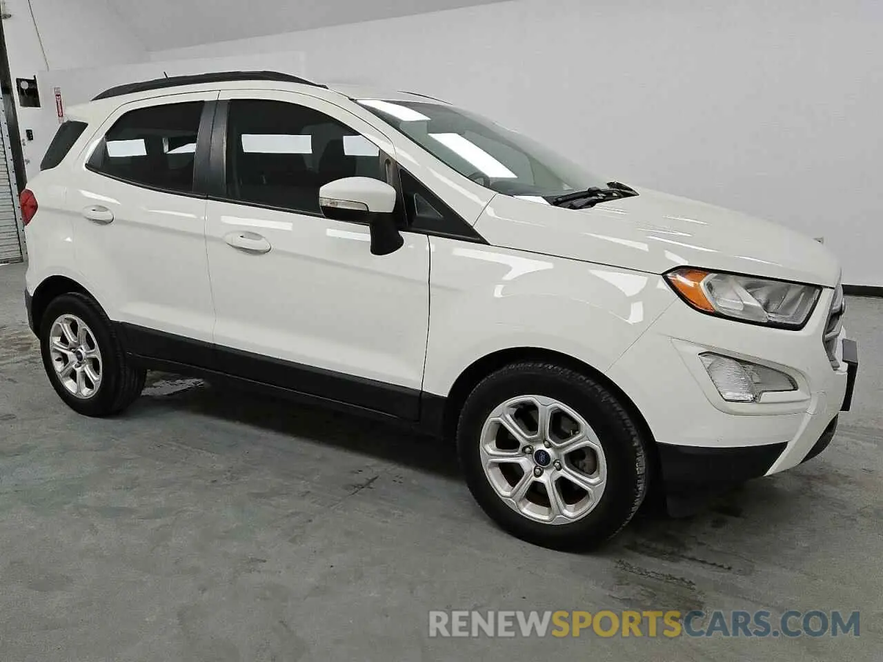 4 fotografías del automóvil dañado MAJ3S2GE8KC283064 FORD ECOSPORT 2019